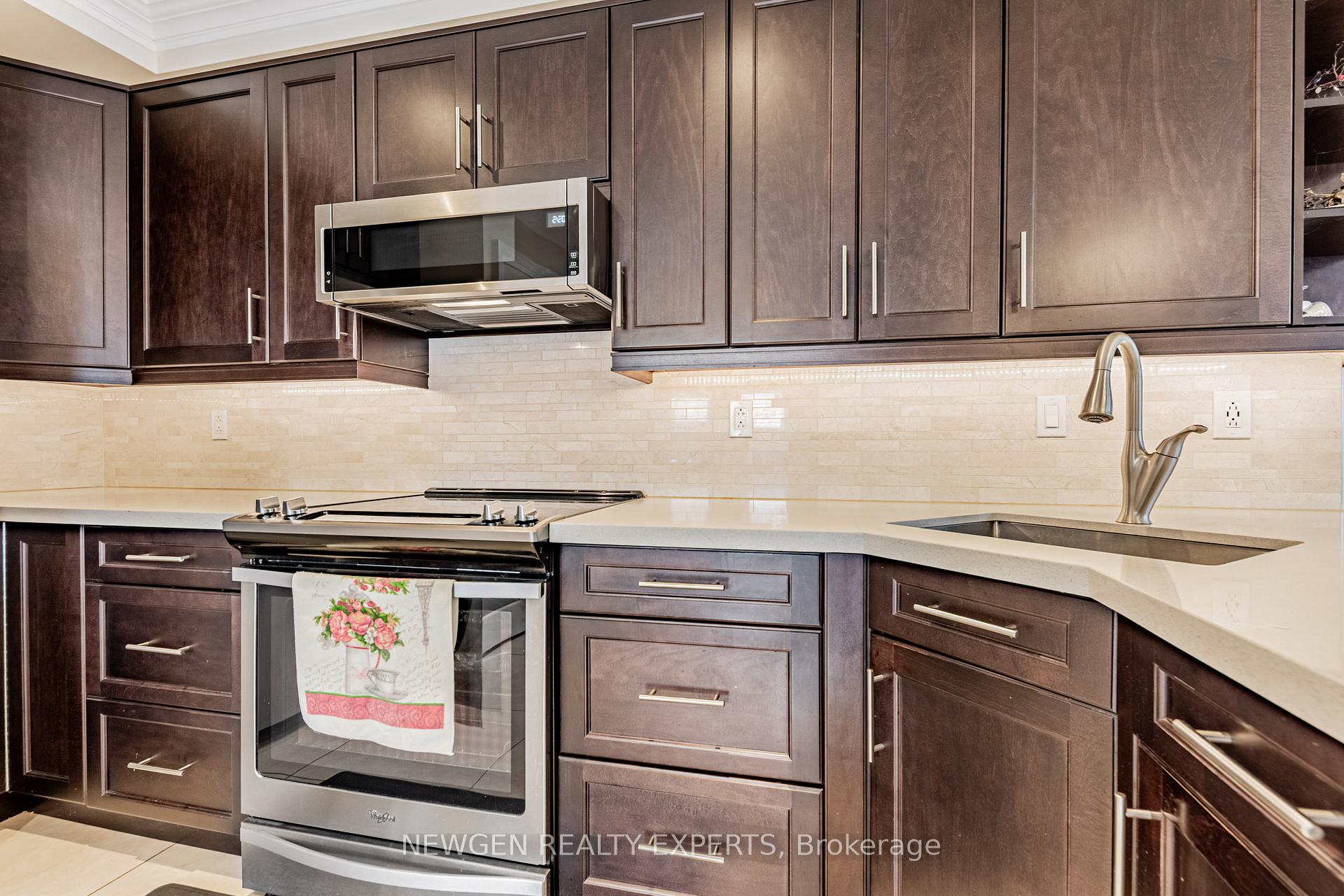 Photo 29 of 25 Bruce Beer Drive, Brampton, Madoc — HOMEH