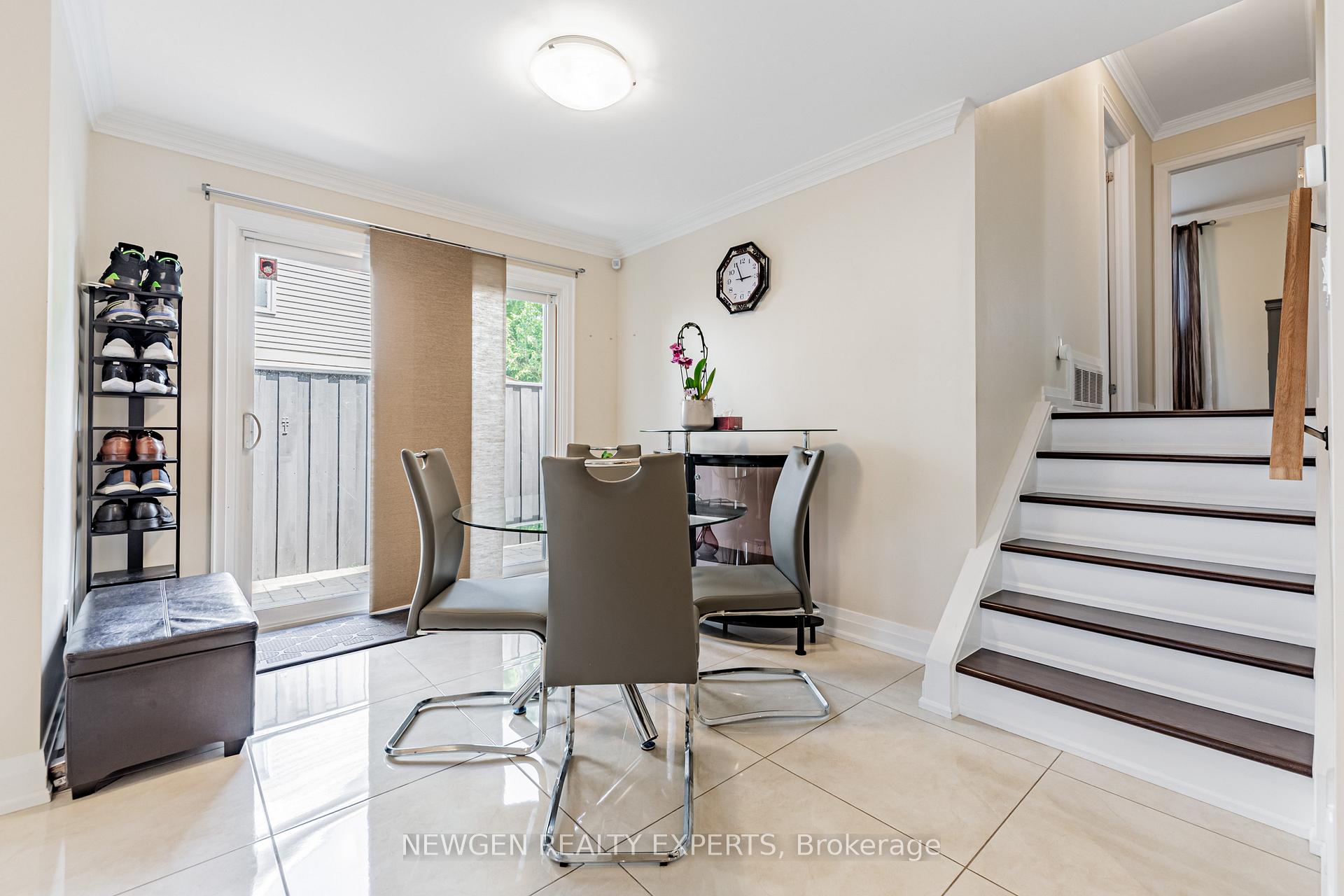Photo 27 of 25 Bruce Beer Drive, Brampton, Madoc — HOMEH