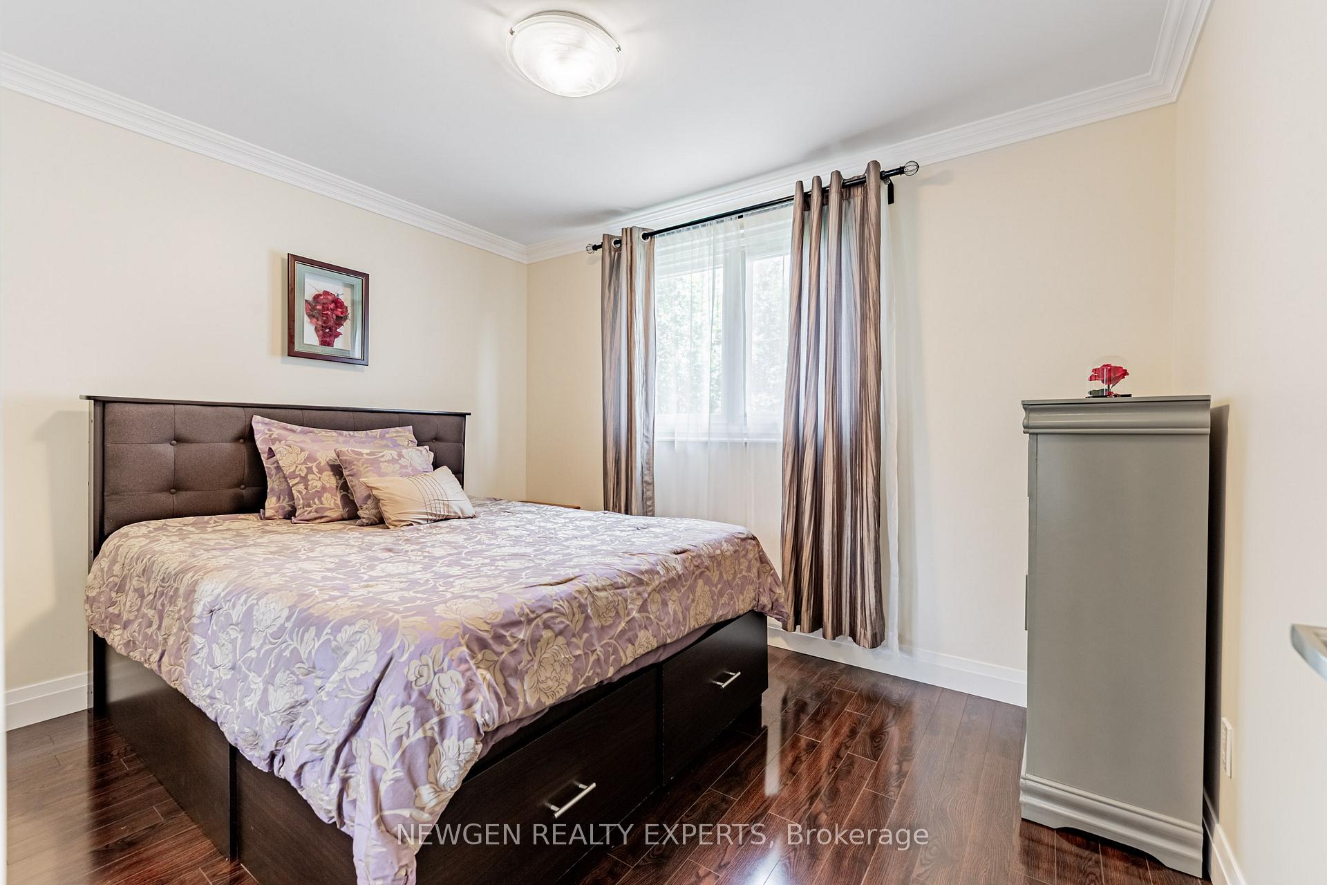 Photo 10 of 25 Bruce Beer Drive, Brampton, Madoc — HOMEH