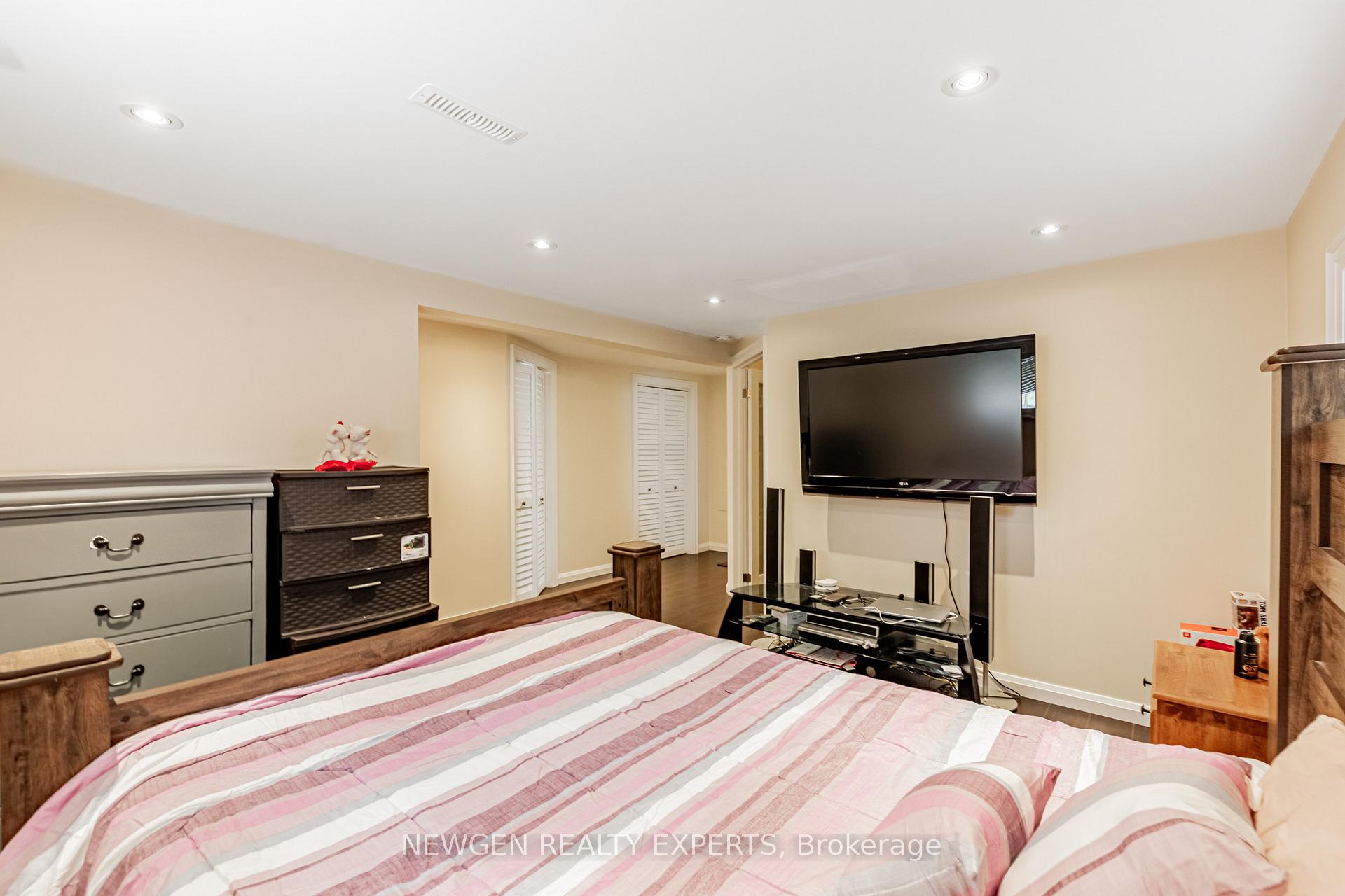 Photo 13 of 25 Bruce Beer Drive, Brampton, Madoc — HOMEH
