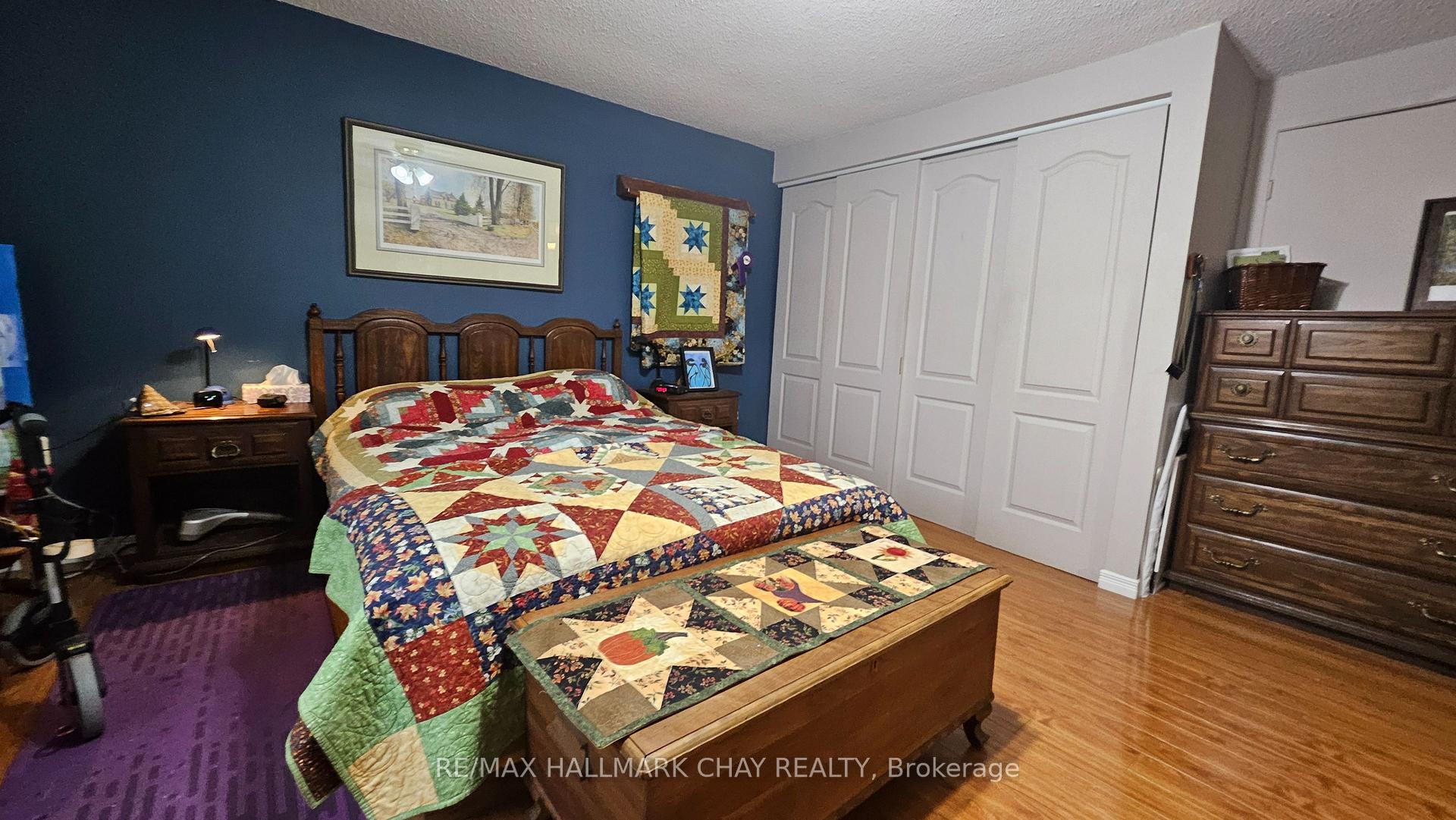 Photo 16 of 110 Shakespeare Crescent, Barrie, Letitia Heights — HOMEH