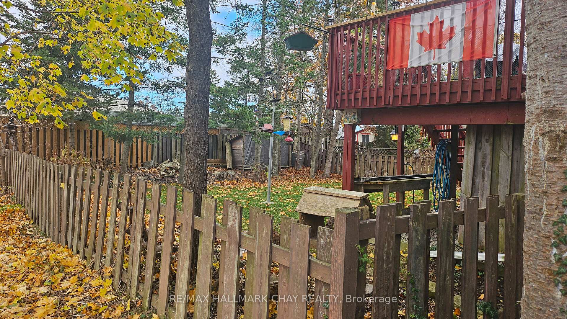 Photo 30 of 110 Shakespeare Crescent, Barrie, Letitia Heights — HOMEH