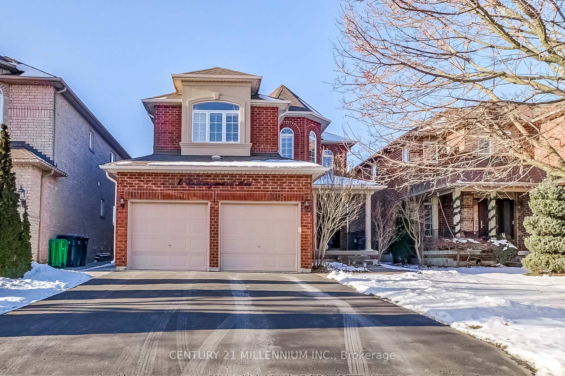 Front of 6 Collingwood Avenue