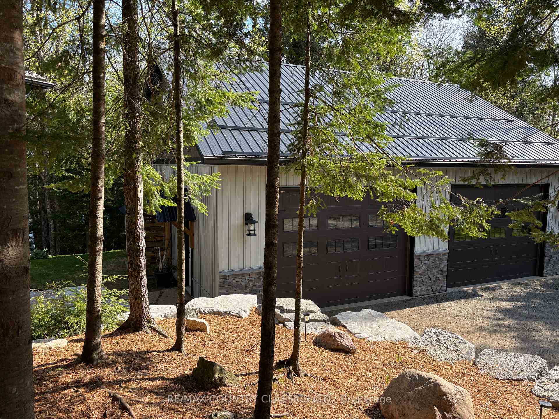 Photo 15 of 322B Lauretta Lane, Faraday — HOMEH