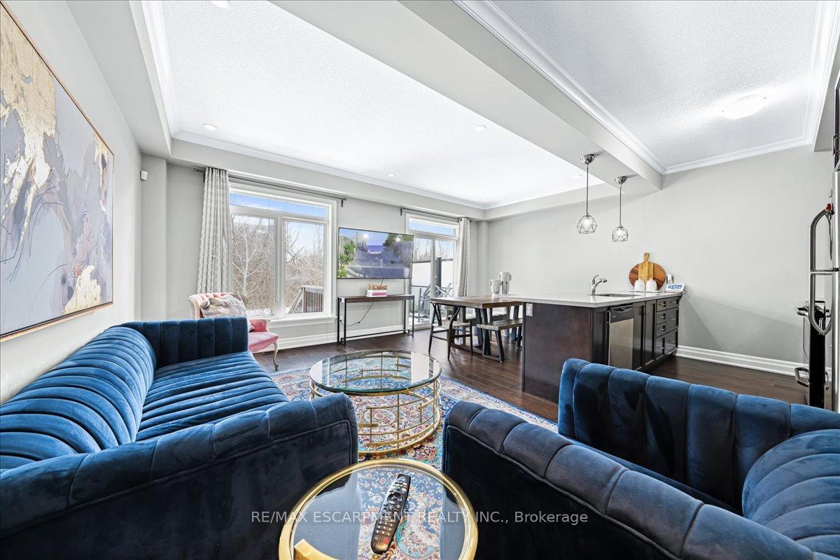 Photo 7 of 75 Southshore Crescent, Hamilton, Stoney Creek — HOMEH