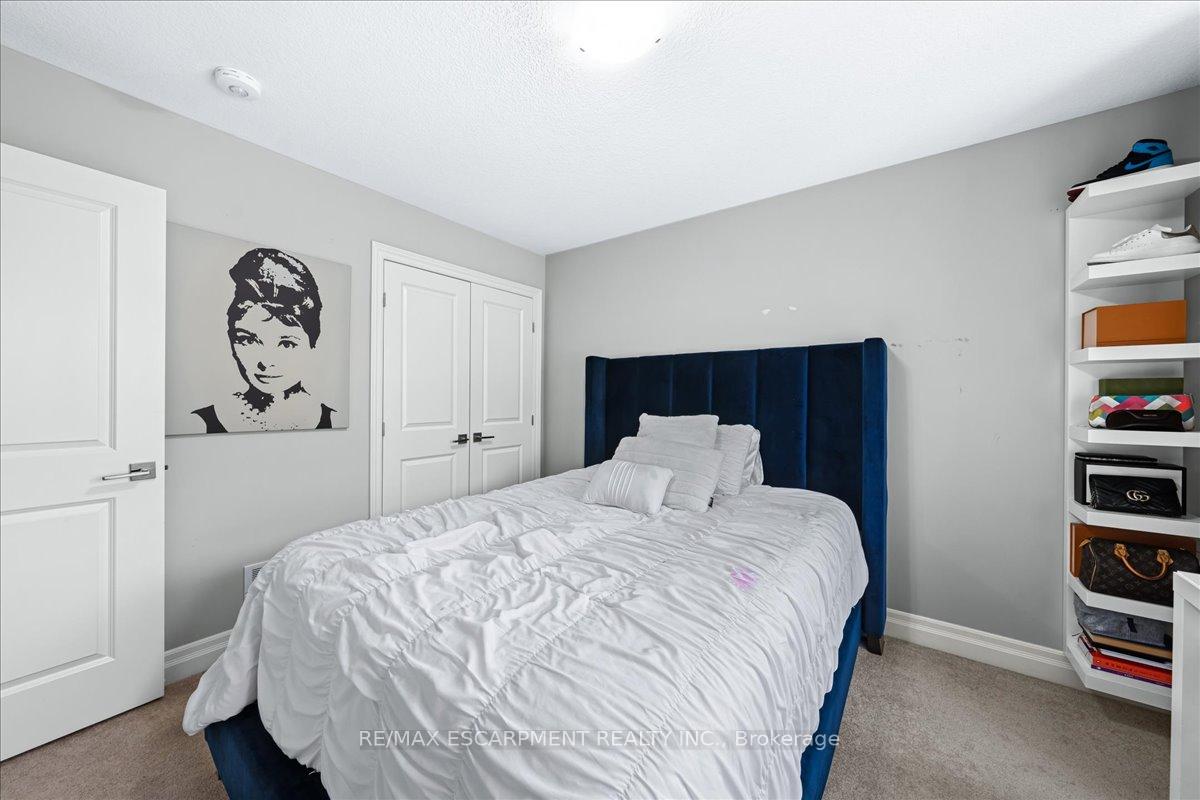 Photo 39 of 75 Southshore Crescent, Hamilton, Stoney Creek — HOMEH