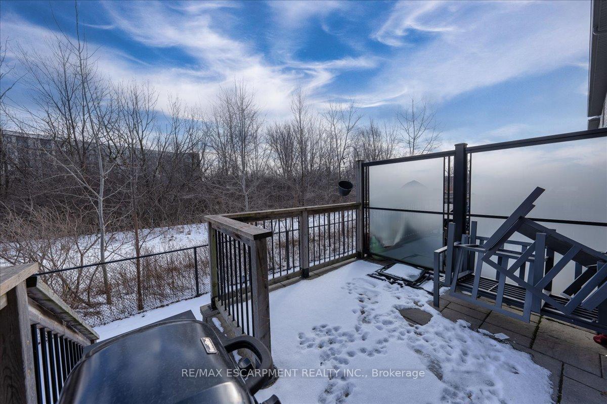Photo 42 of 75 Southshore Crescent, Hamilton, Stoney Creek — HOMEH