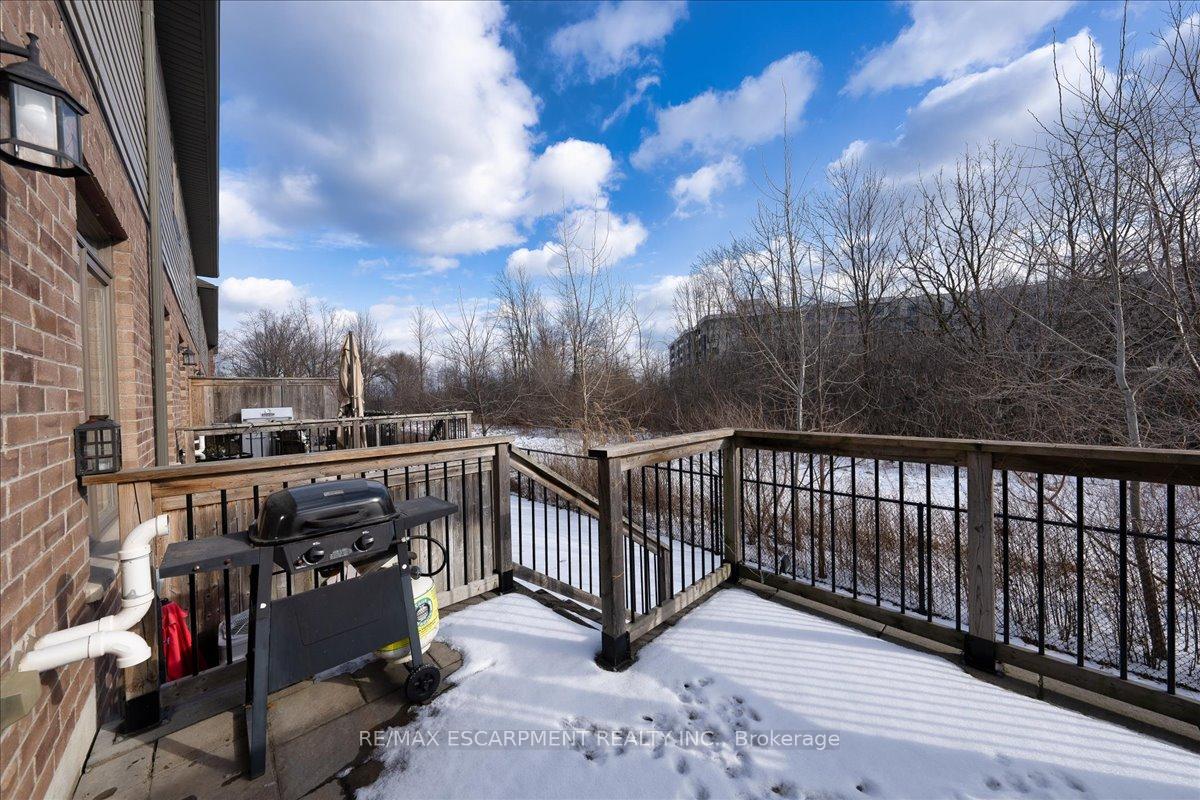 Photo 43 of 75 Southshore Crescent, Hamilton, Stoney Creek — HOMEH