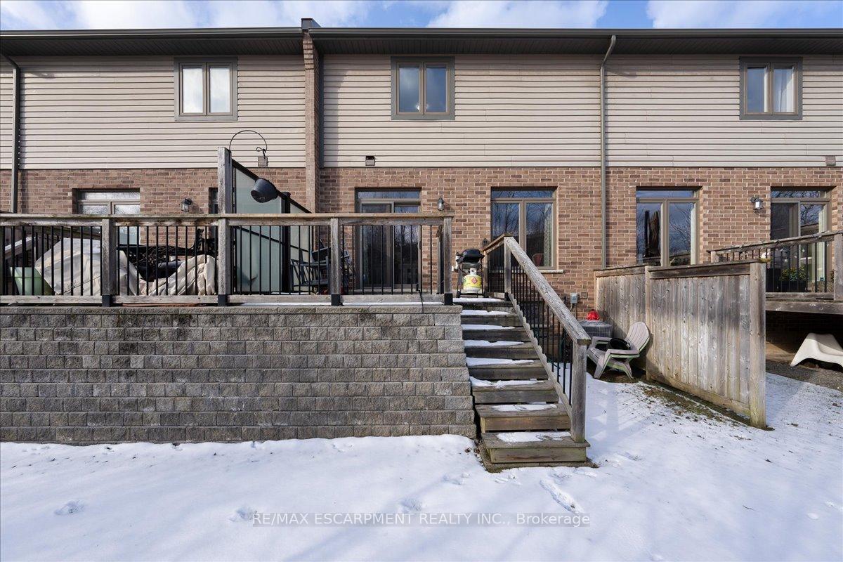 Photo 45 of 75 Southshore Crescent, Hamilton, Stoney Creek — HOMEH