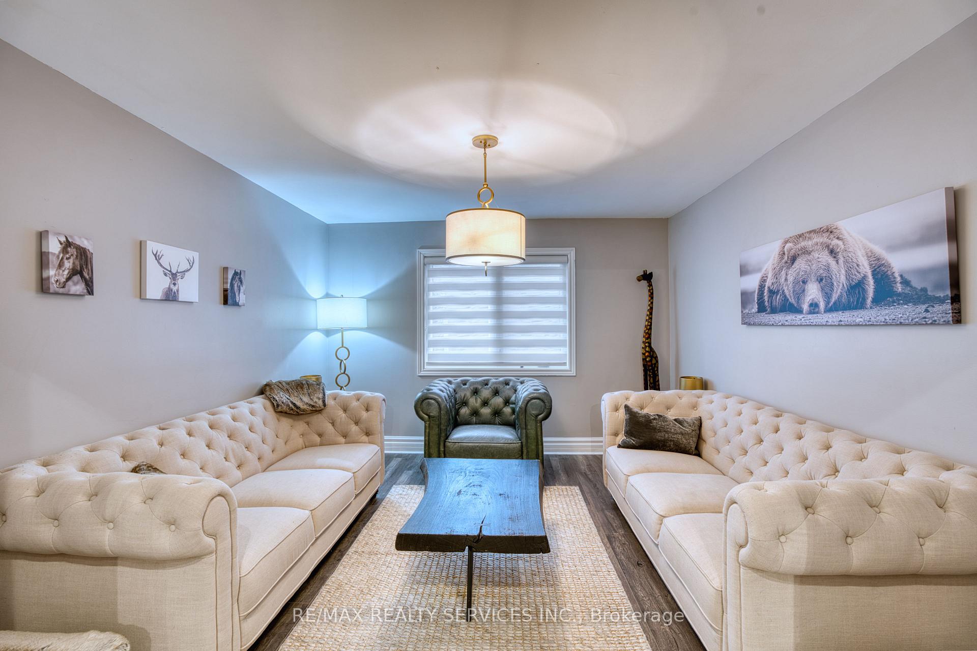 Photo 15 of 21 Inder Heights Drive, Brampton, Snelgrove — HOMEH