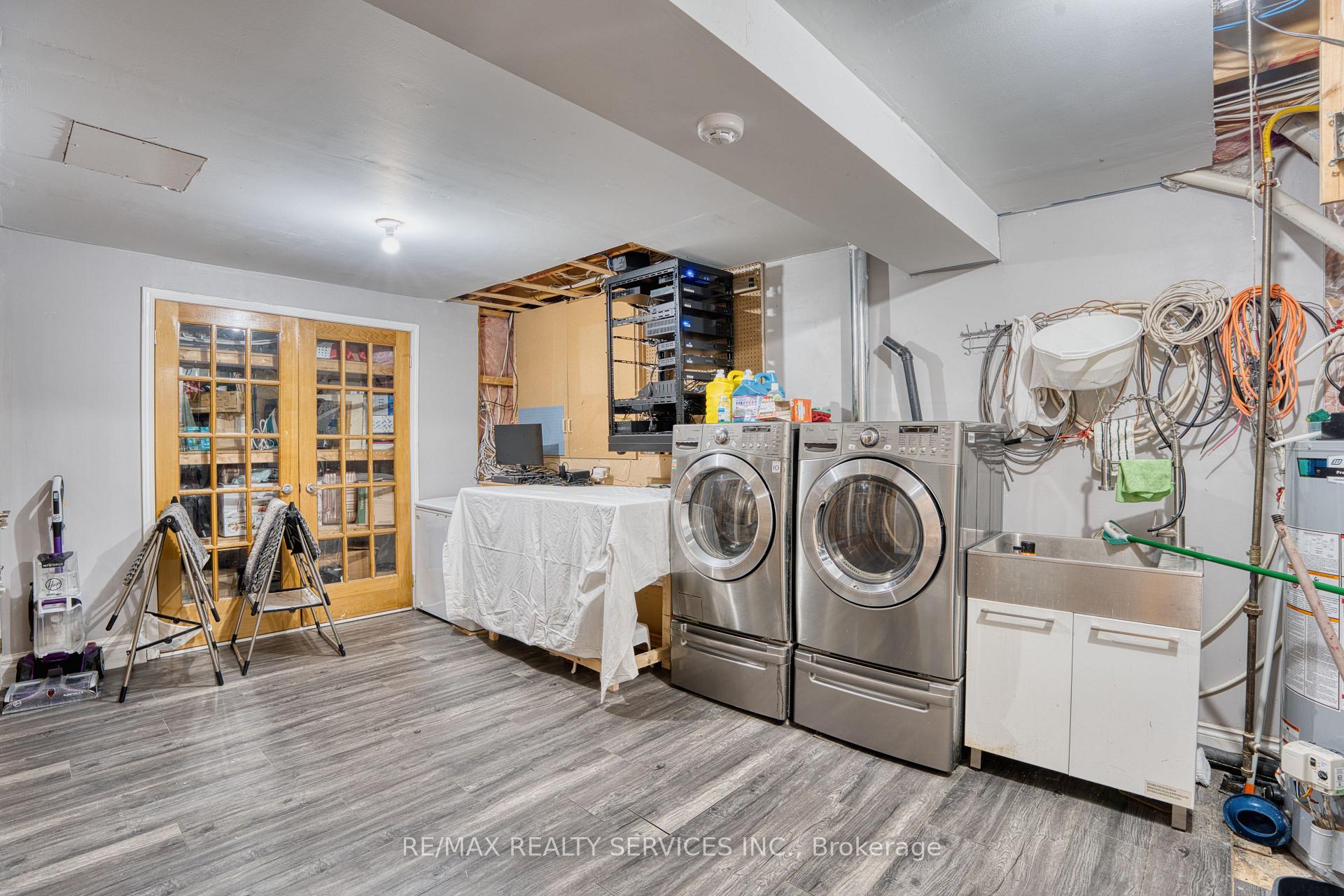 Photo 34 of 21 Inder Heights Drive, Brampton, Snelgrove — HOMEH