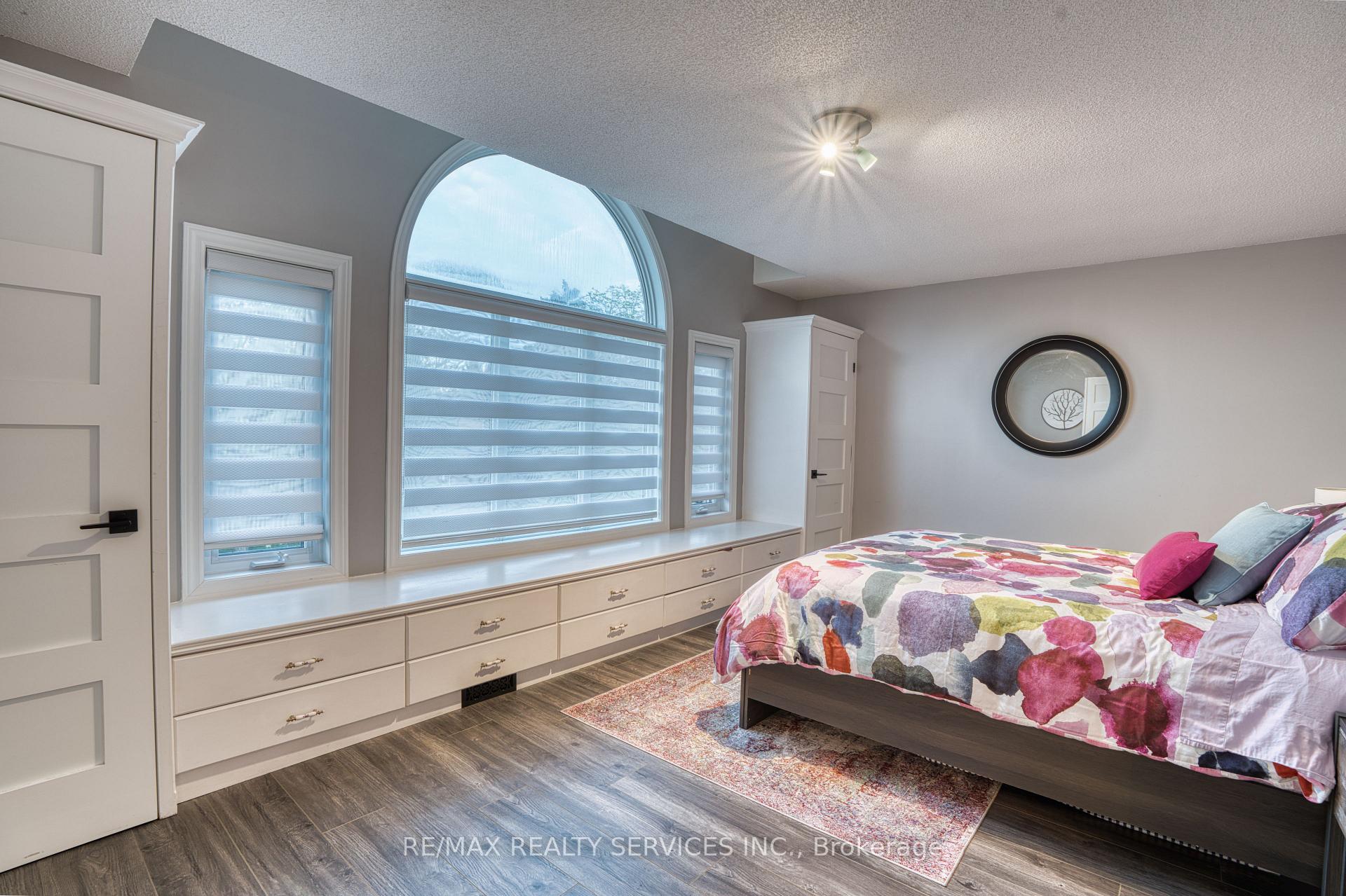 Photo 36 of 21 Inder Heights Drive, Brampton, Snelgrove — HOMEH