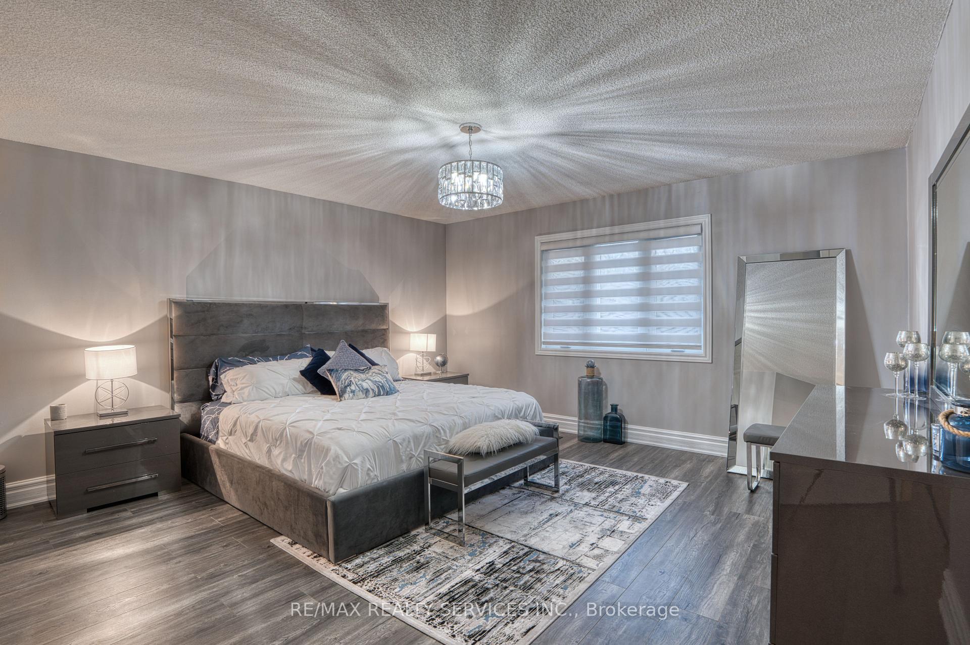 Photo 25 of 21 Inder Heights Drive, Brampton, Snelgrove — HOMEH