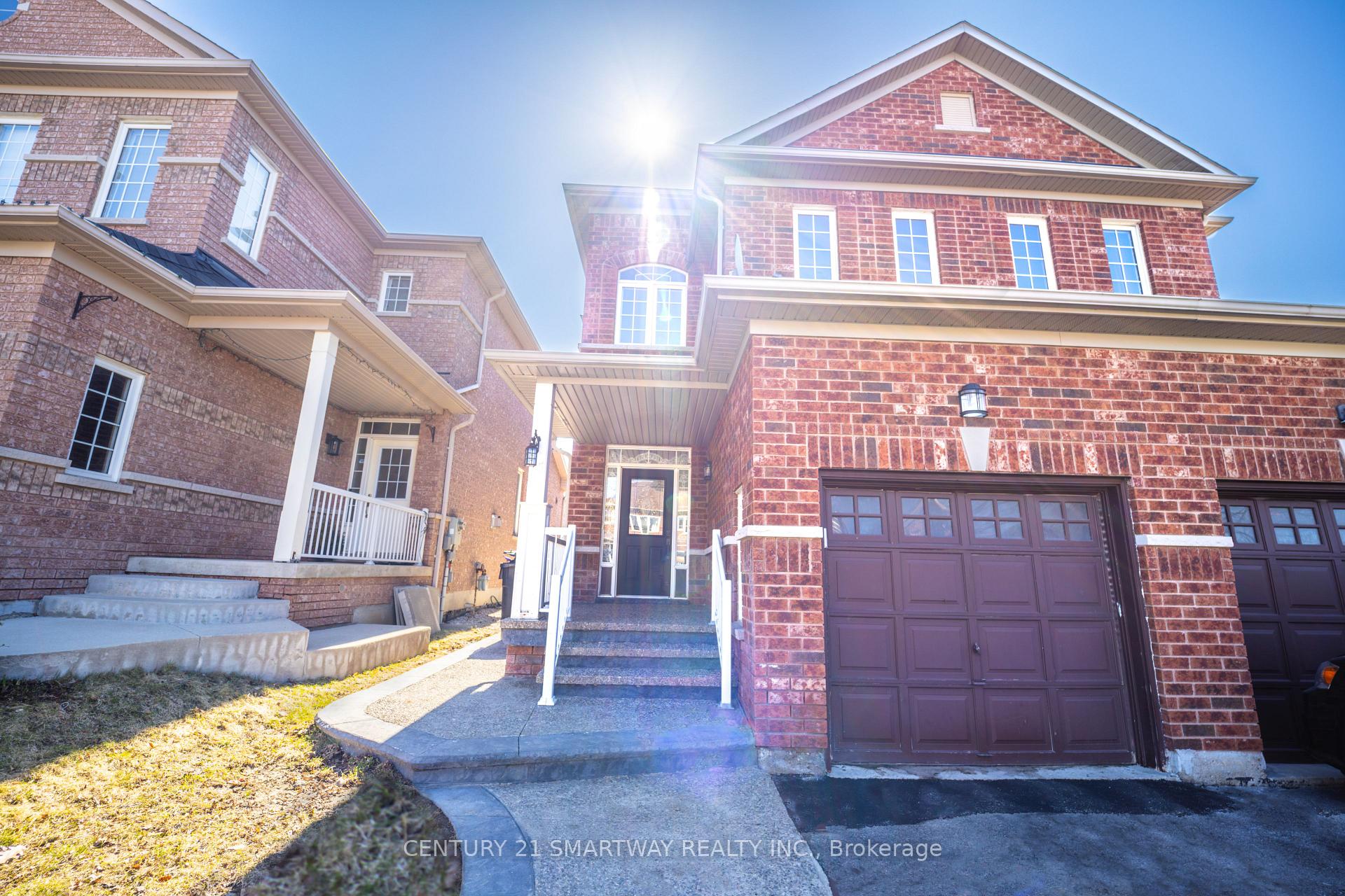 Photo 3 of 5 Rocky Point Crescent, Brampton, Madoc — HOMEH