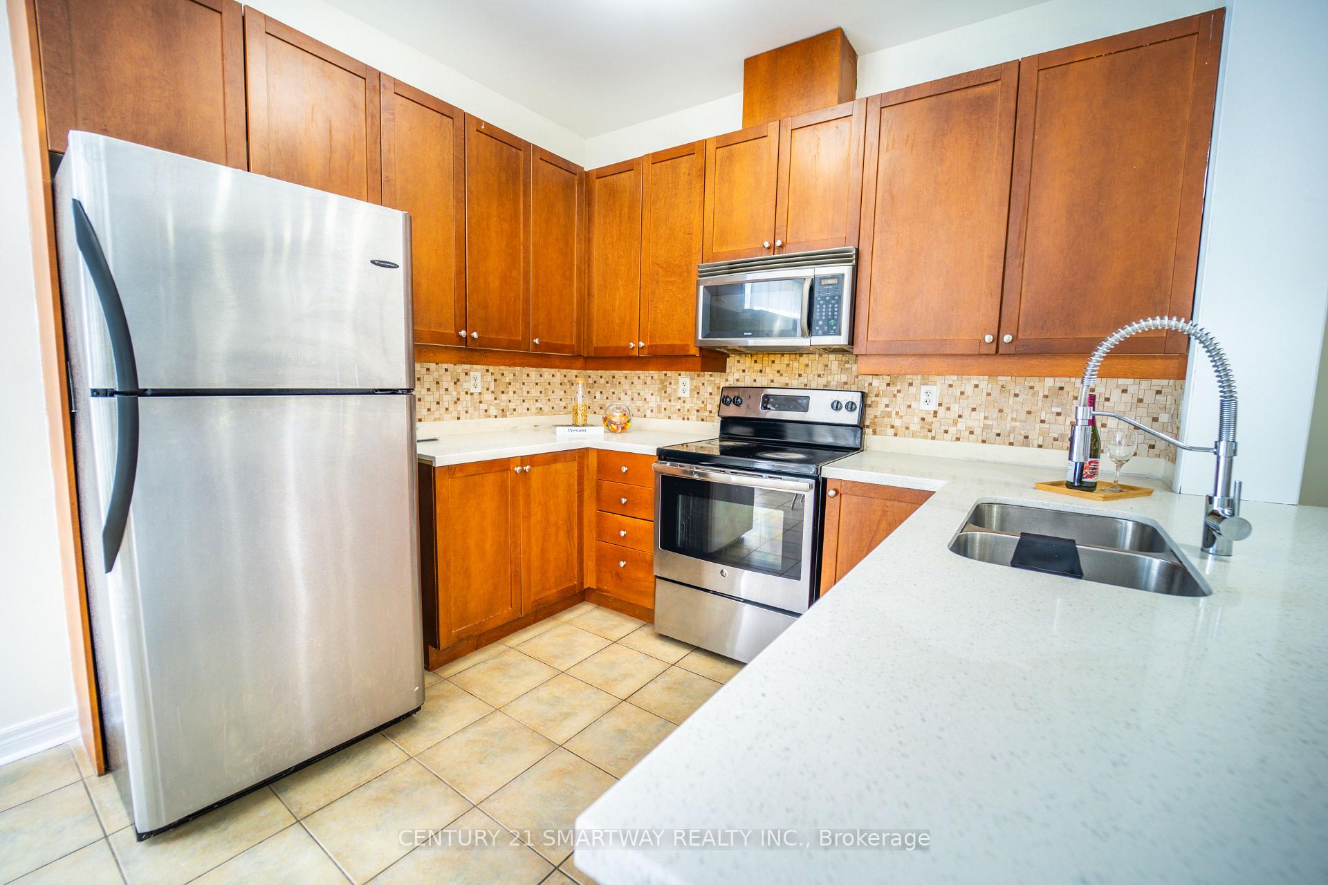 Photo 16 of 5 Rocky Point Crescent, Brampton, Madoc — HOMEH