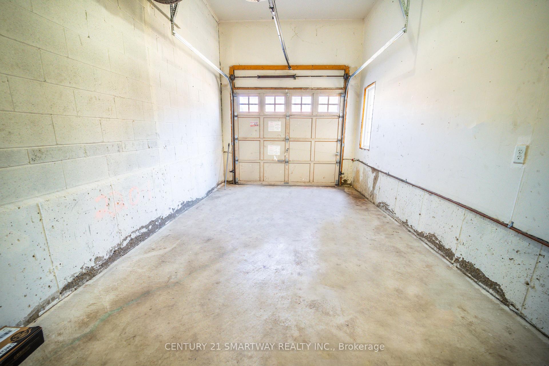 Photo 20 of 5 Rocky Point Crescent, Brampton, Madoc — HOMEH
