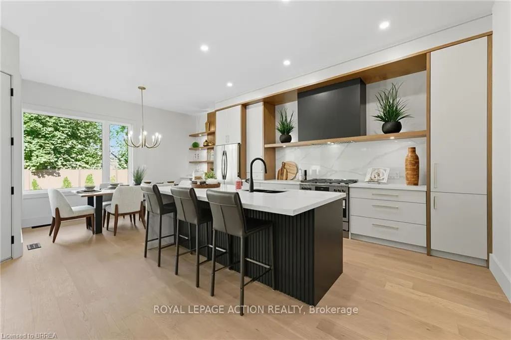 Photo 10 of 141 Parkside Drive, Brantford, Holmesdale-Lansdowne — HOMEH