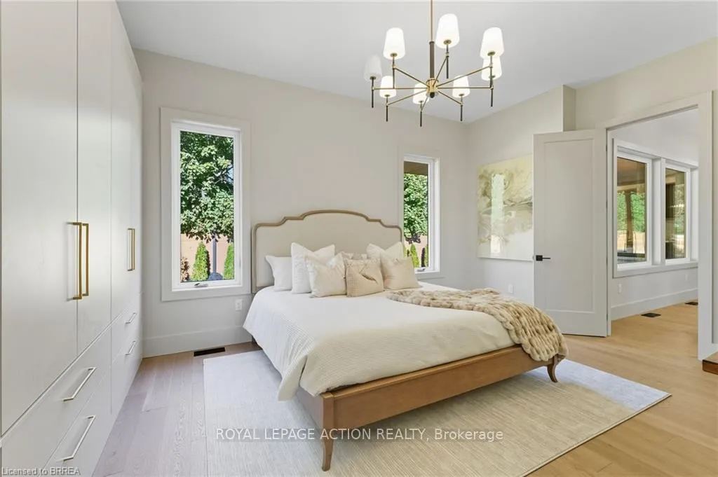 Photo 26 of 141 Parkside Drive, Brantford, Holmesdale-Lansdowne — HOMEH