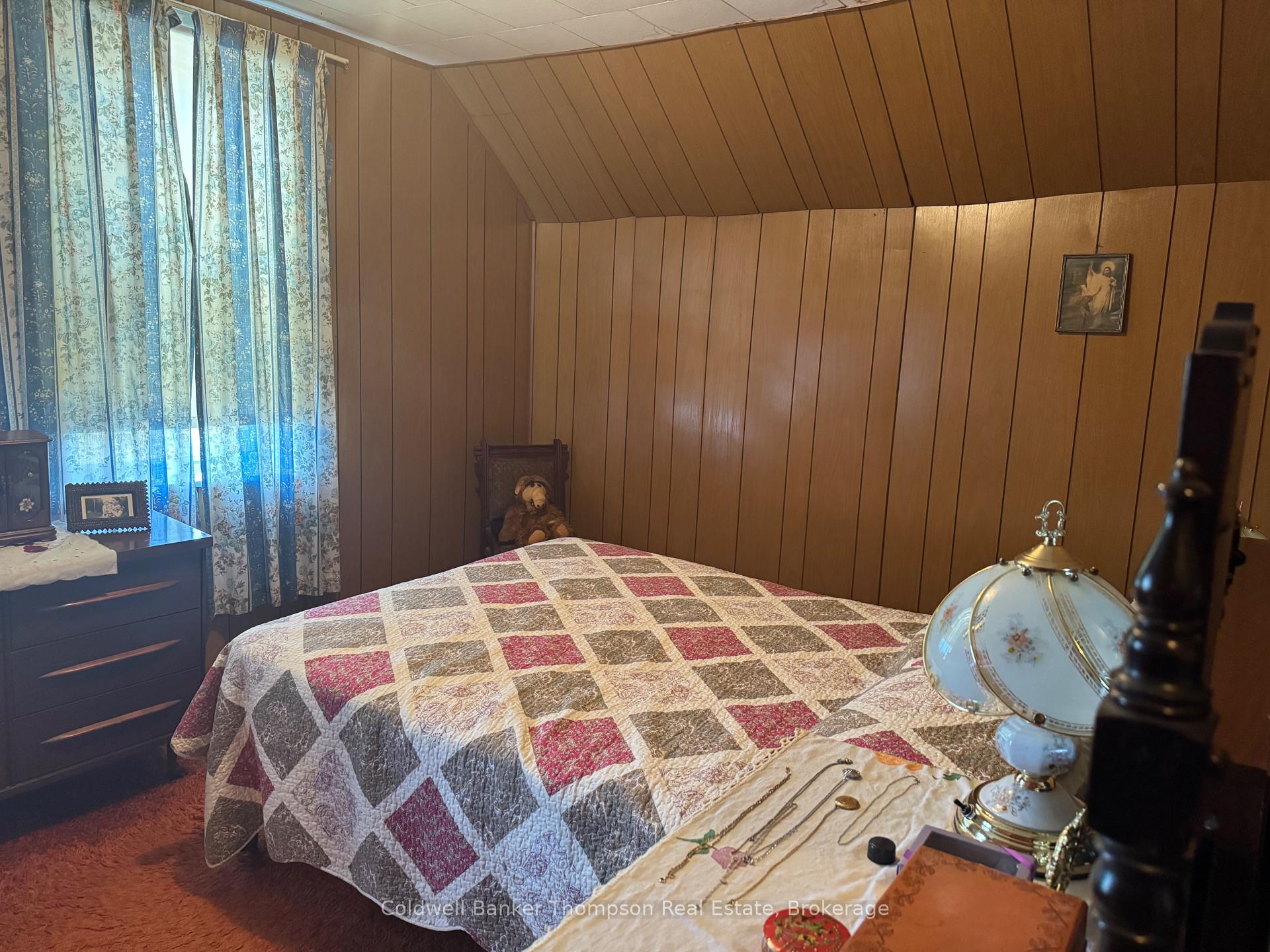 Photo 12 of 112 Queen Street, Burk's Falls — HOMEH