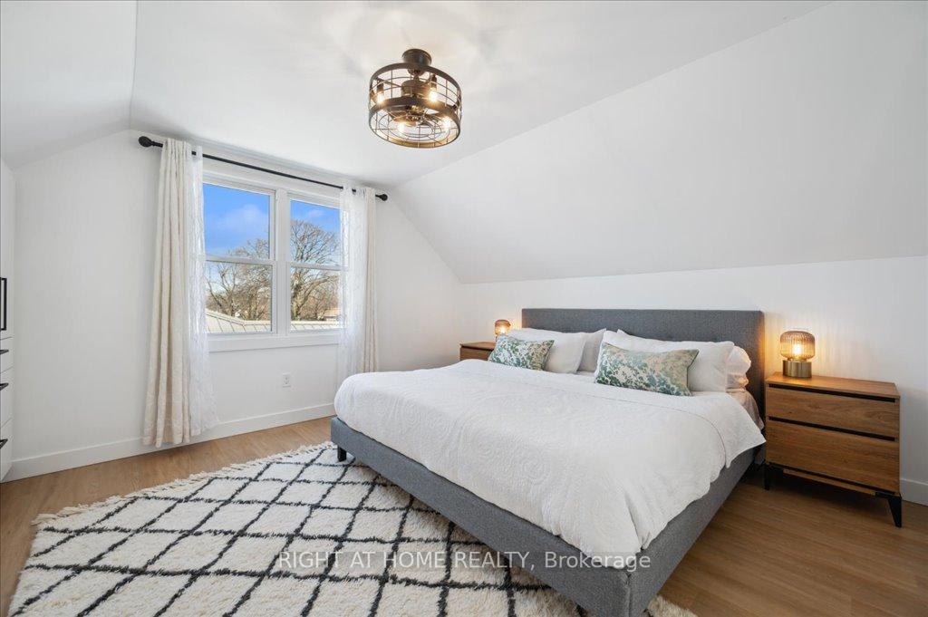 Photo 19 of 272 East 35th Street, Hamilton, Raleigh — HOMEH
