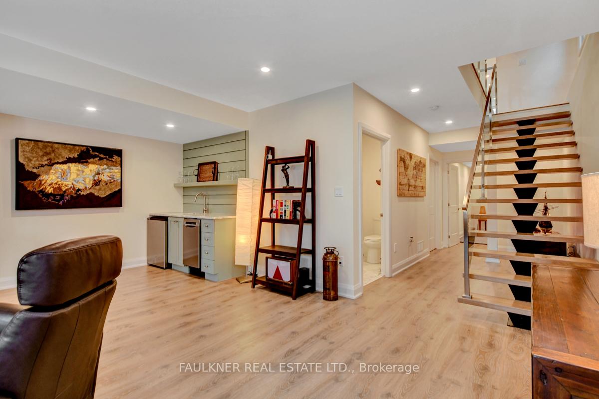 Photo 31 of 41 Aylen Avenue, Ottawa, Woodroffe — HOMEH