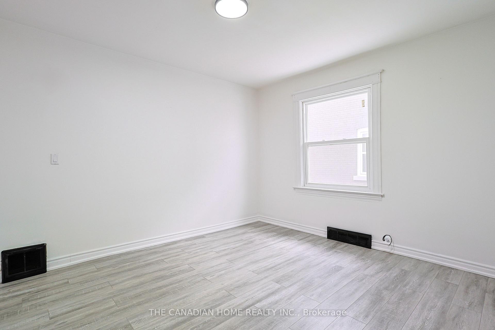 Photo 17 of 176 Church Street, St. Catharines, E. Chester — HOMEH