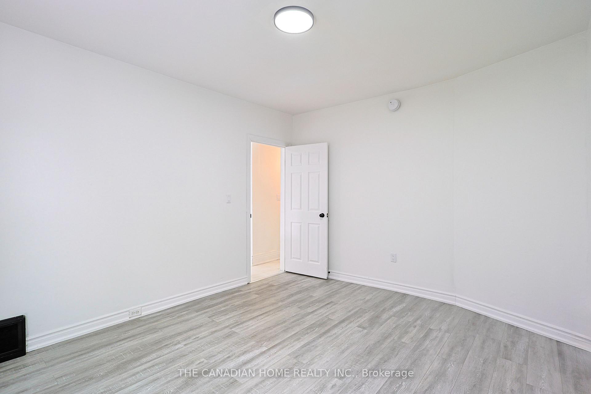 Photo 18 of 176 Church Street, St. Catharines, E. Chester — HOMEH