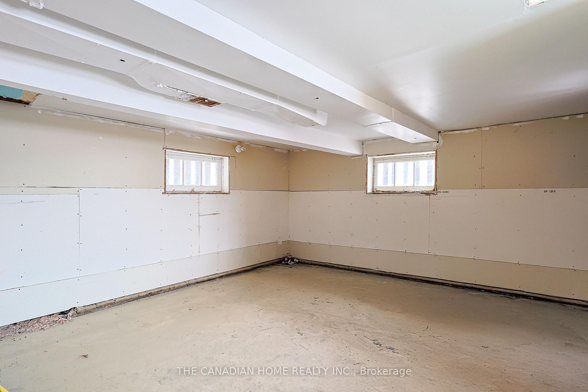 Photo 22 of 176 Church Street, St. Catharines, E. Chester — HOMEH