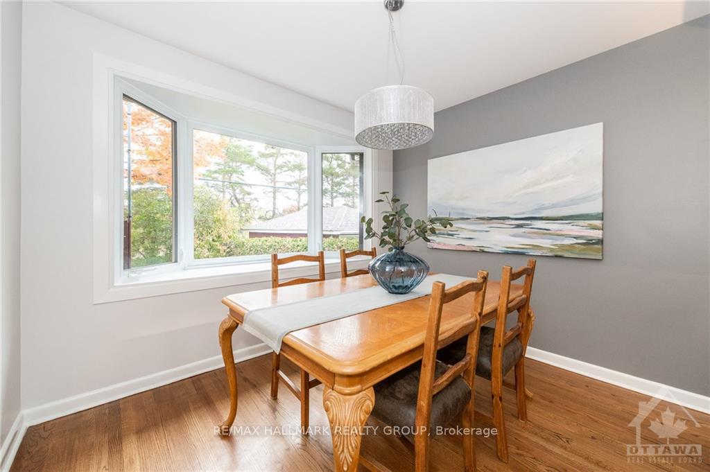 Photo 3 of 1132 Cline Crescent, Ottawa, Bel Air Heights — HOMEH