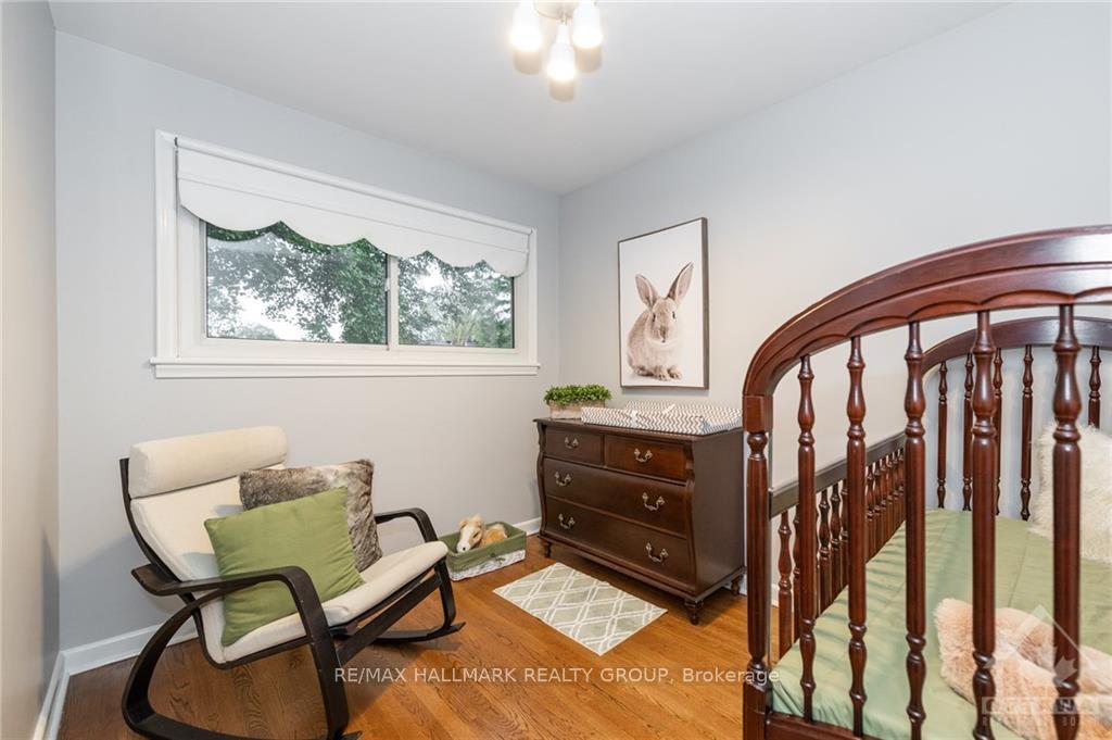 Photo 6 of 1132 Cline Crescent, Ottawa, Bel Air Heights — HOMEH