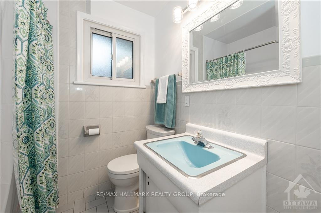 Photo 10 of 1132 Cline Crescent, Ottawa, Bel Air Heights — HOMEH