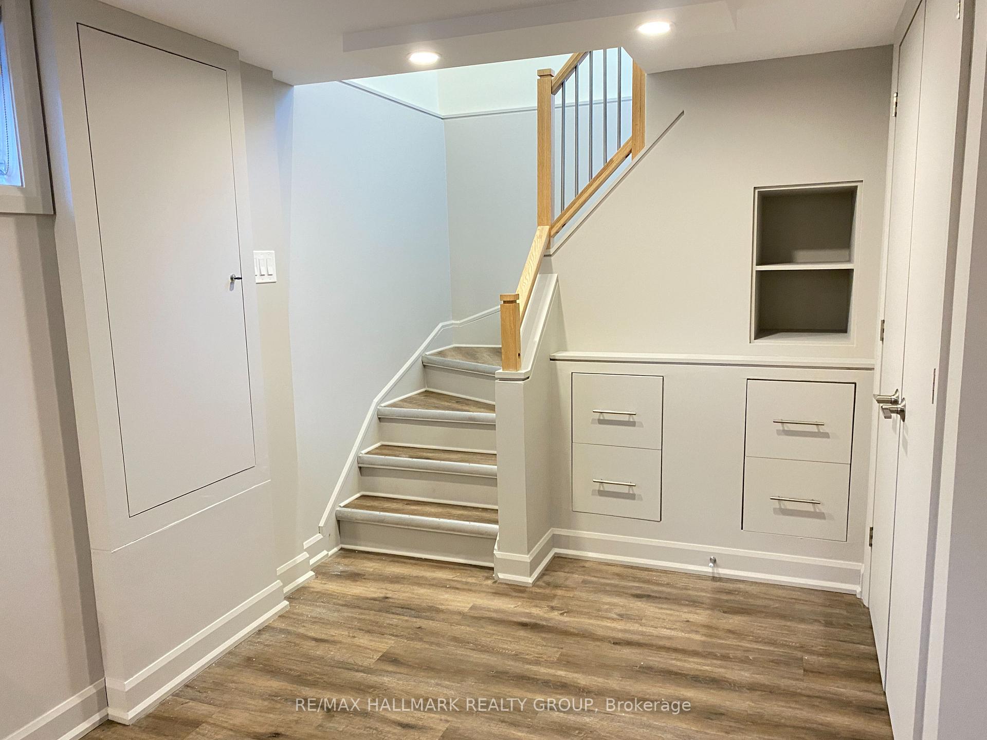 Photo 11 of 1132 Cline Crescent, Ottawa, Bel Air Heights — HOMEH