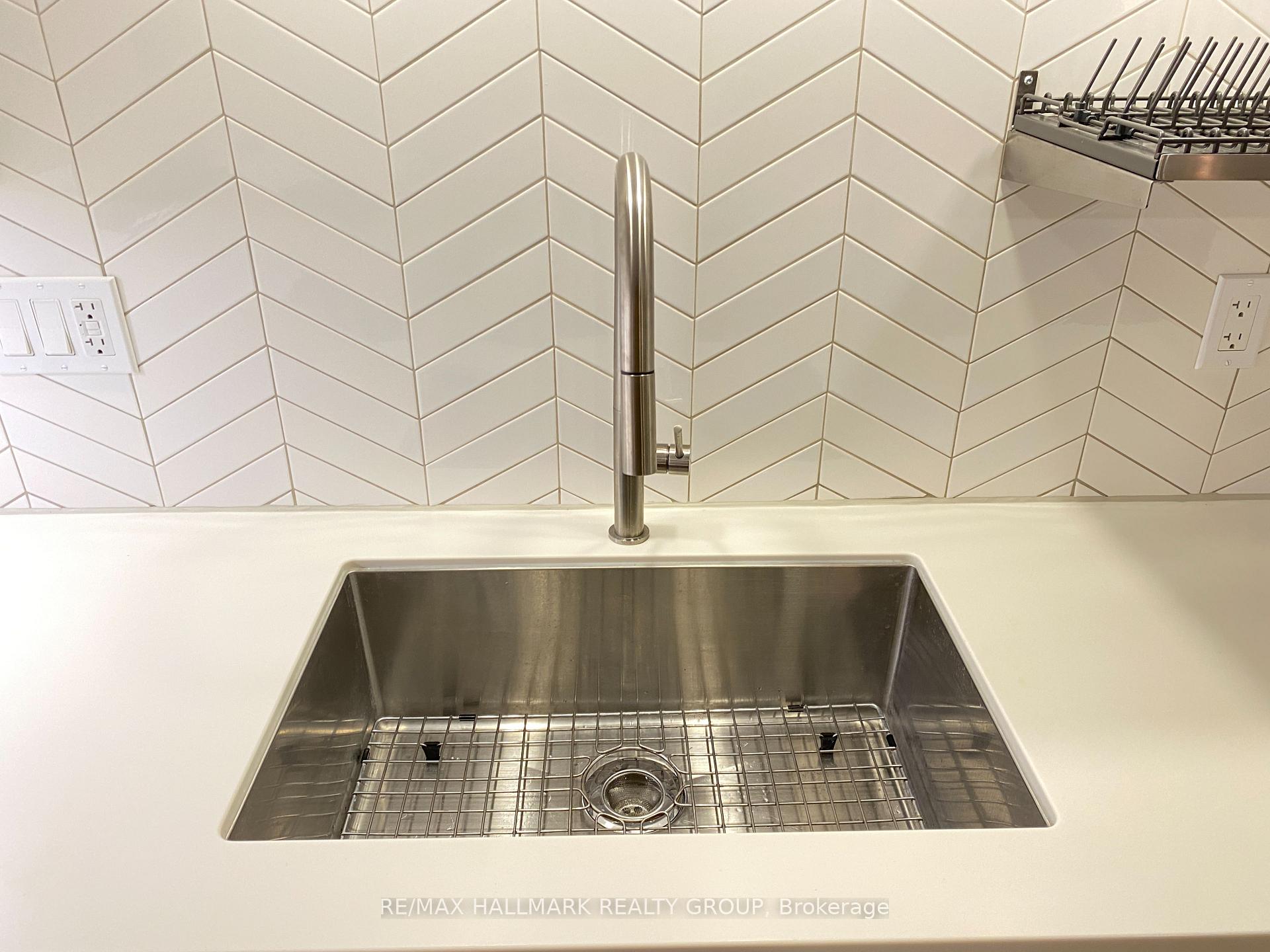 Photo 20 of 1132 Cline Crescent, Ottawa, Bel Air Heights — HOMEH
