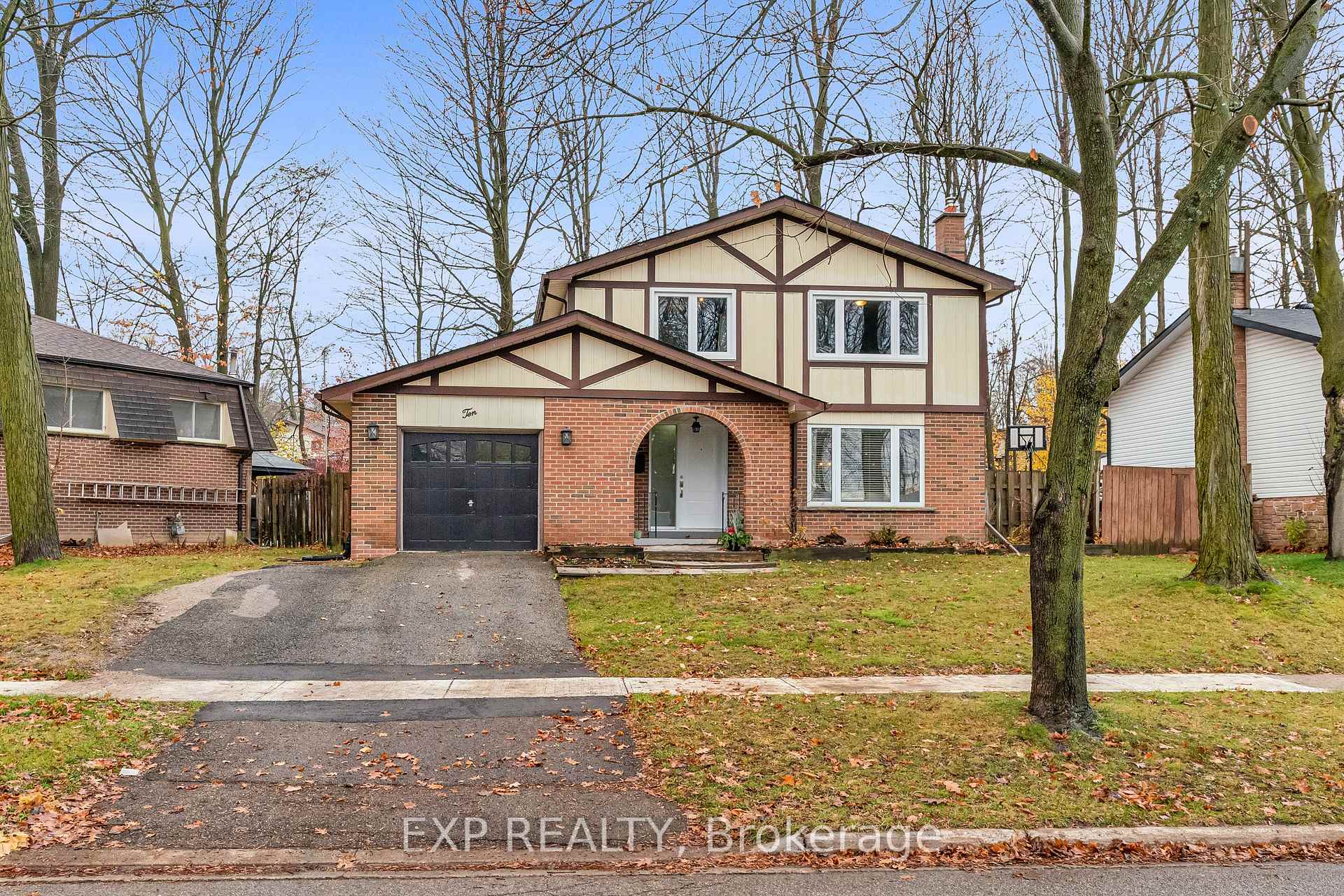 Photo 1 of 10 Birchwood Drive, Barrie, Cundles East — HOMEH