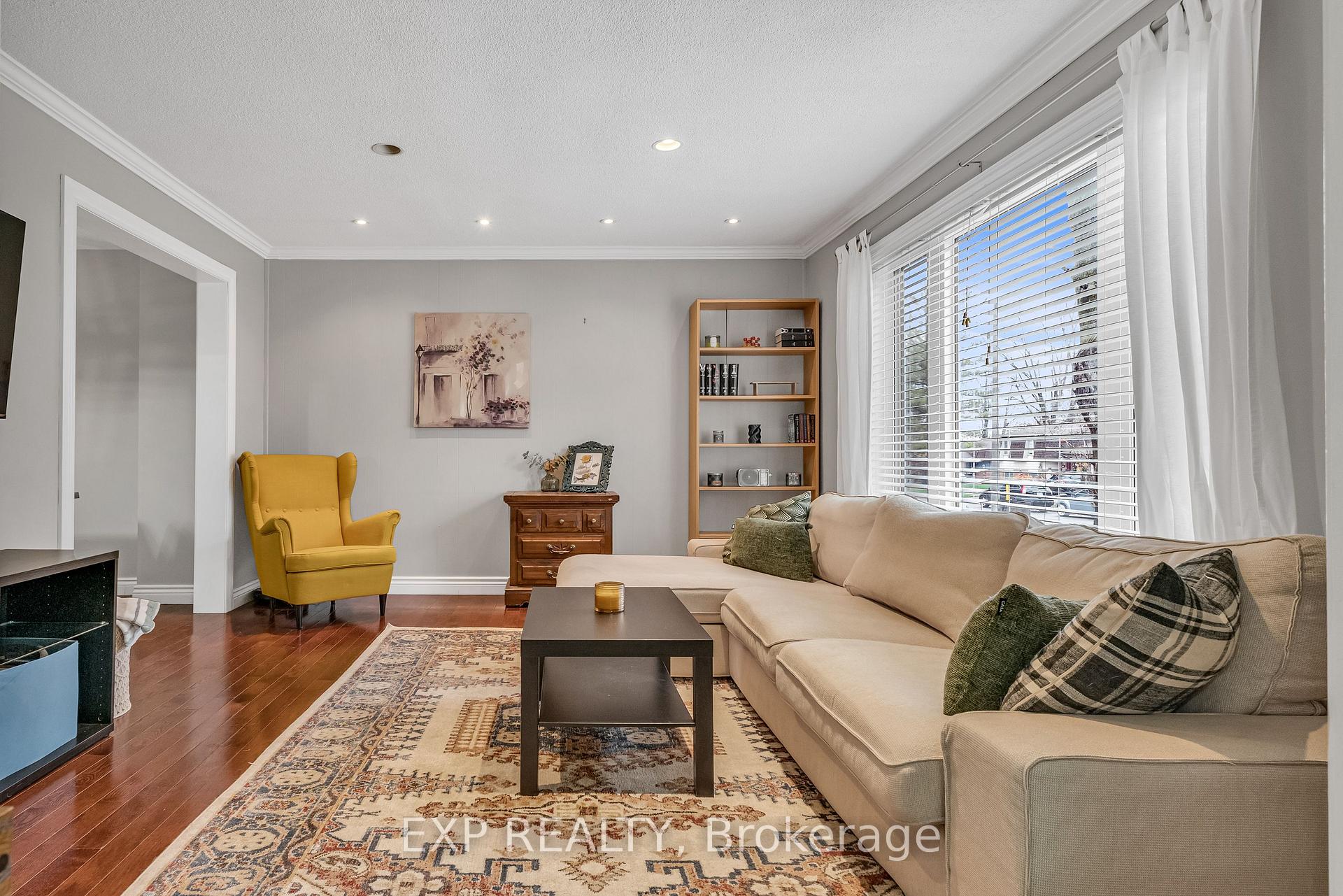 Photo 7 of 10 Birchwood Drive, Barrie, Cundles East — HOMEH