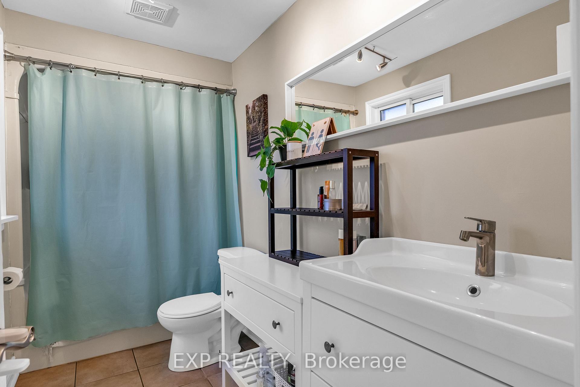 Photo 25 of 10 Birchwood Drive, Barrie, Cundles East — HOMEH
