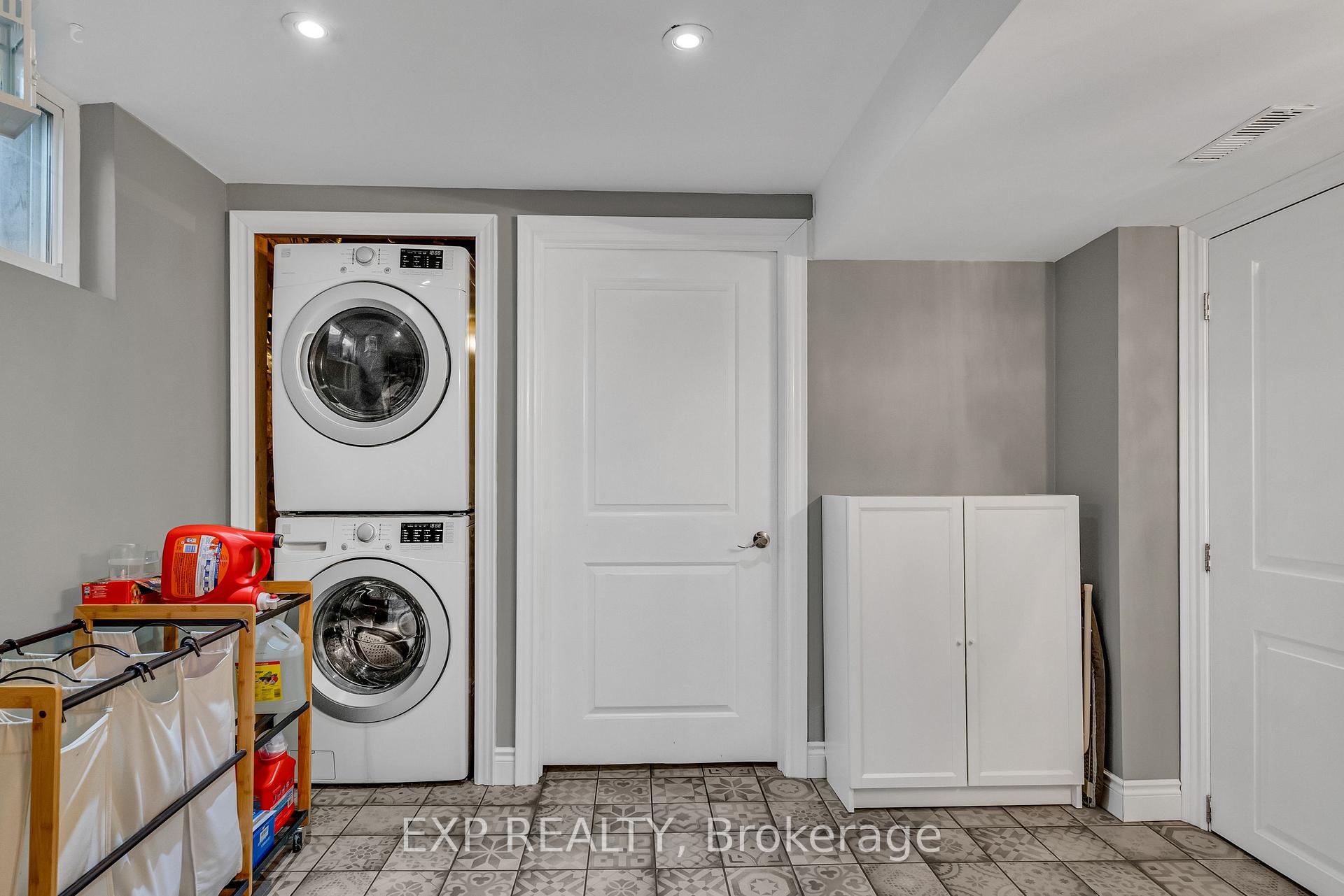 Photo 31 of 10 Birchwood Drive, Barrie, Cundles East — HOMEH