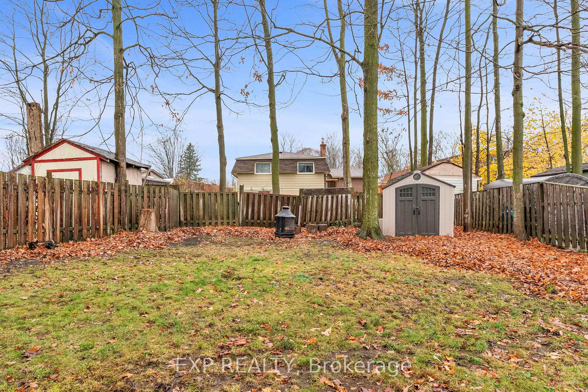Photo 35 of 10 Birchwood Drive, Barrie, Cundles East — HOMEH