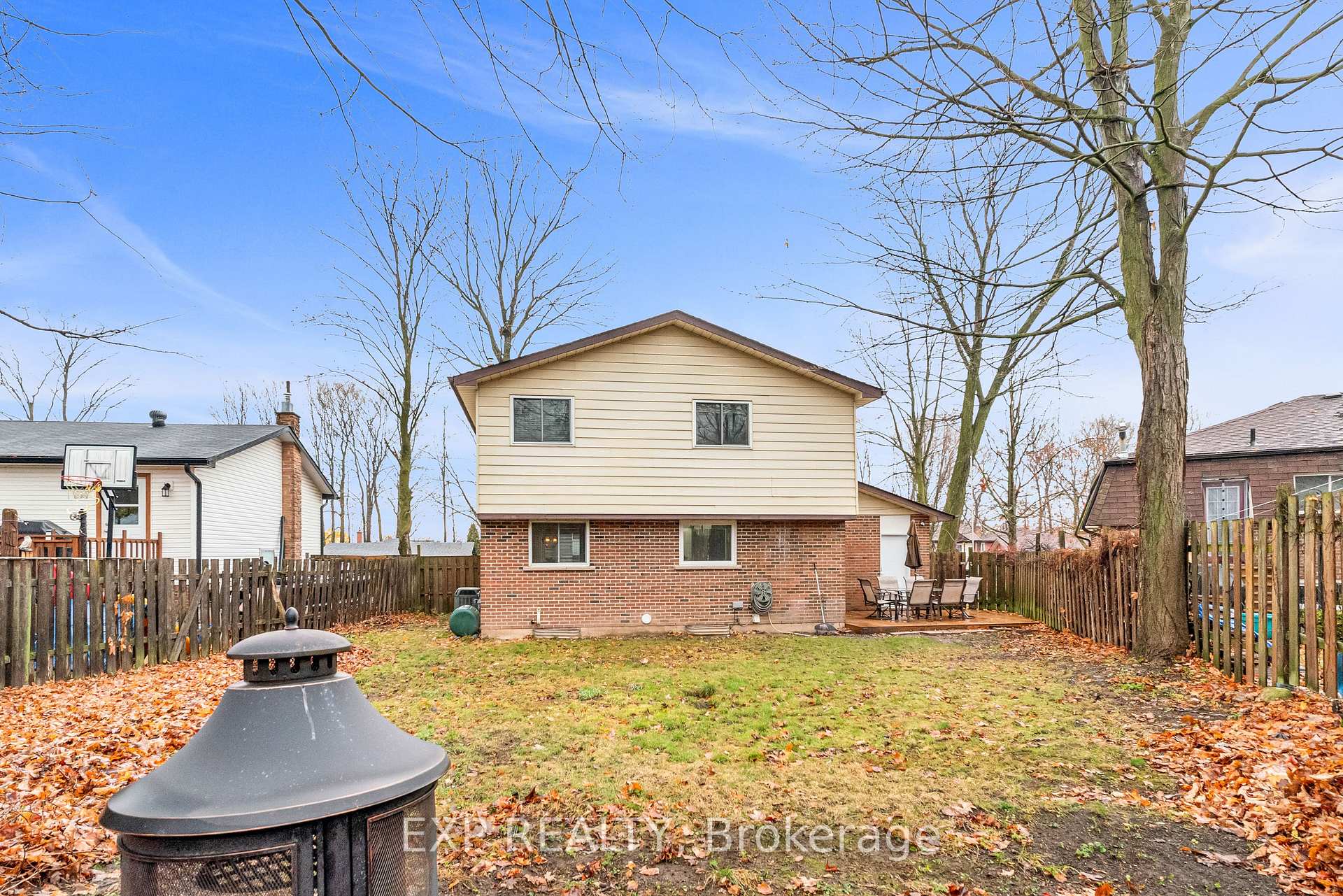 Photo 36 of 10 Birchwood Drive, Barrie, Cundles East — HOMEH