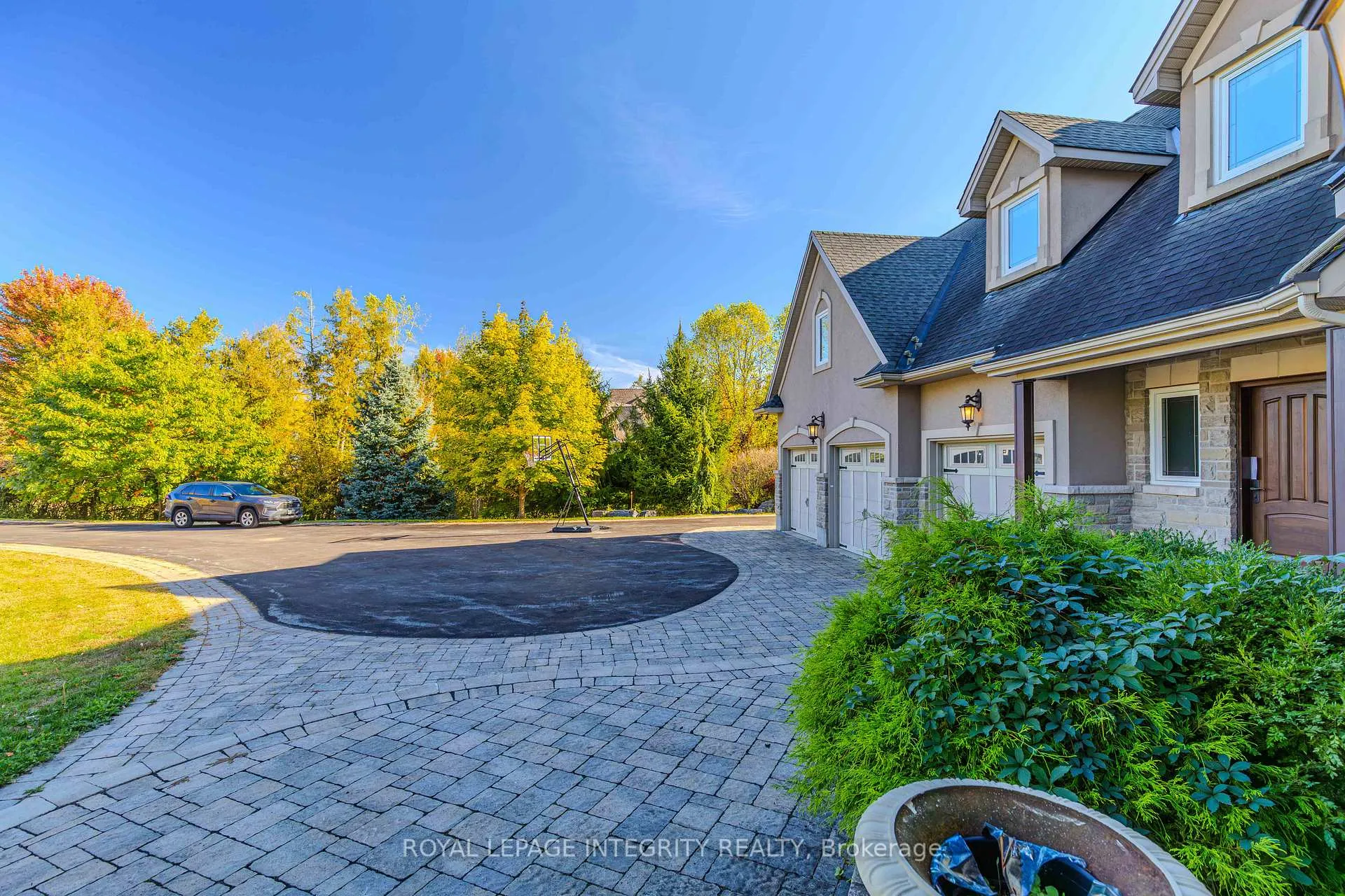 Photo 3 of 1326 Terrace Ridge Drive, Ottawa, Huntley Ward (South East) — HOMEH