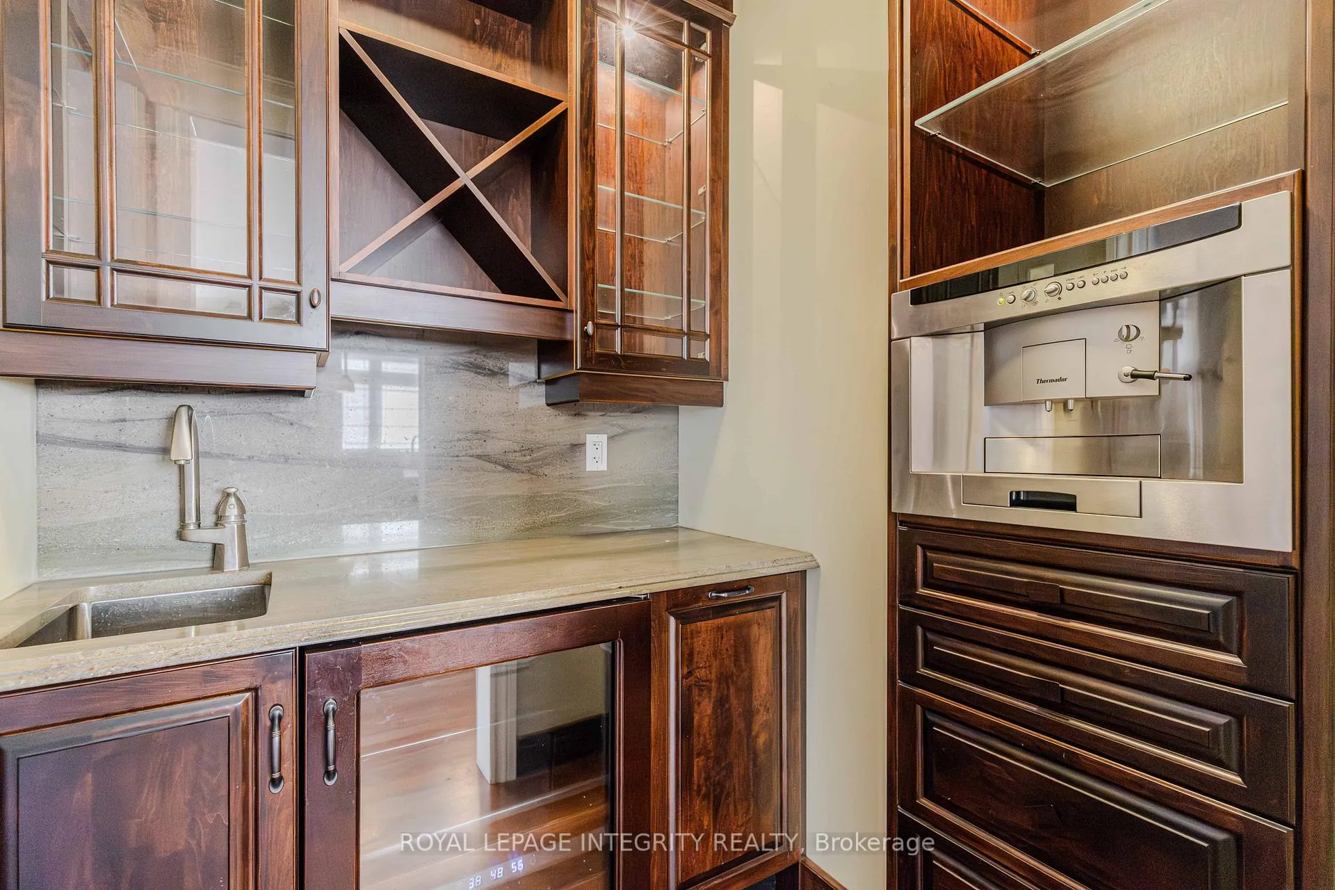 Photo 17 of 1326 Terrace Ridge Drive, Ottawa, Huntley Ward (South East) — HOMEH