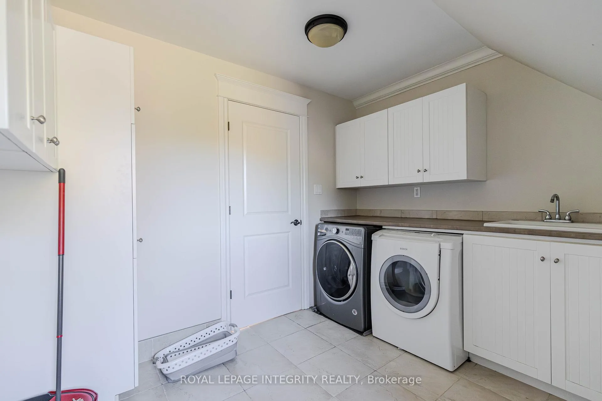 Photo 34 of 1326 Terrace Ridge Drive, Ottawa, Huntley Ward (South East) — HOMEH