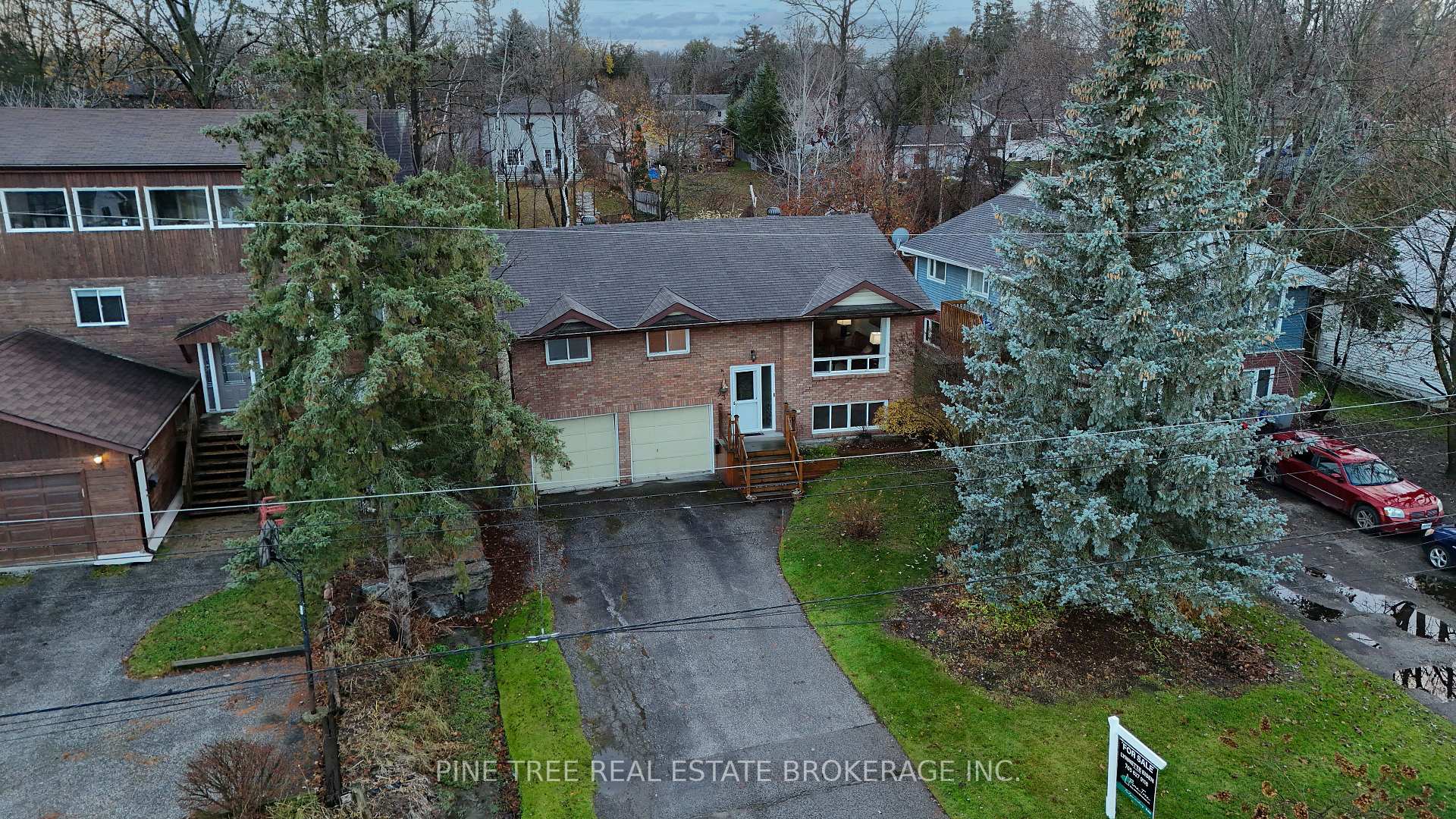 Photo 1 of 23 Brennan Avenue, Barrie, South Shore — HOMEH