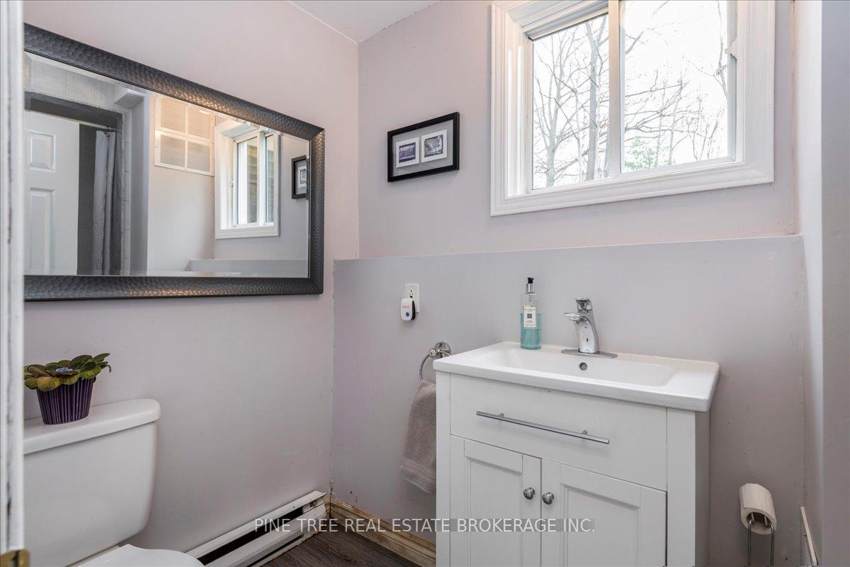 Photo 18 of 23 Brennan Avenue, Barrie, South Shore — HOMEH