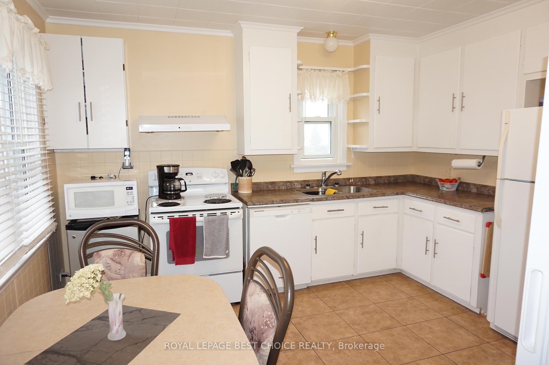 Photo 10 of 109 Lang Street, Cobalt — HOMEH