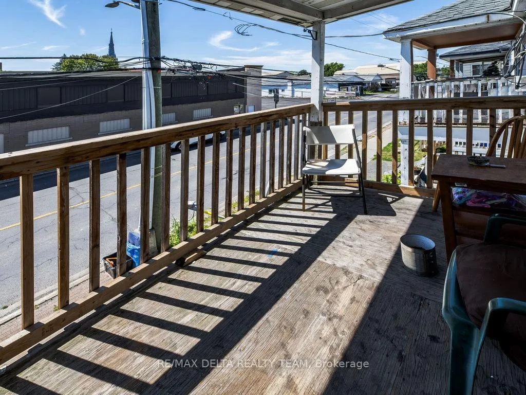 Photo 8 of Unit A (Upper Unit), 212 Mc Connell Avenue, Cornwall — HOMEH
