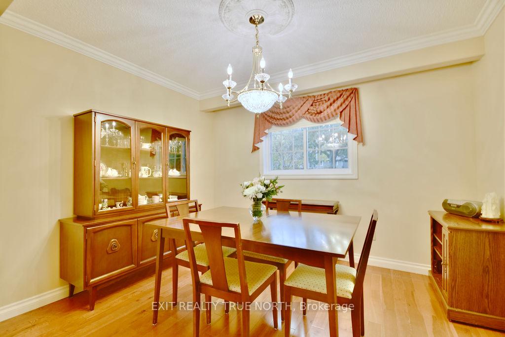 Photo 6 of 23 Debra Crescent, Barrie, Allandale Heights — HOMEH