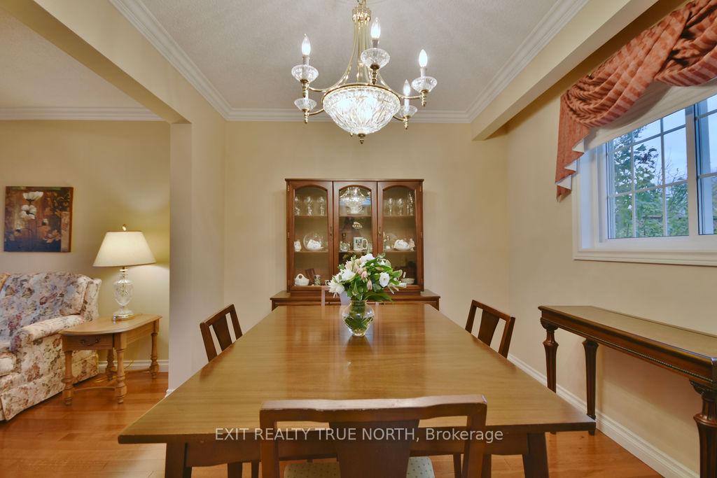 Photo 7 of 23 Debra Crescent, Barrie, Allandale Heights — HOMEH