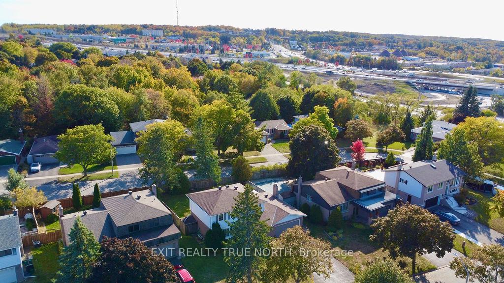 Photo 34 of 23 Debra Crescent, Barrie, Allandale Heights — HOMEH