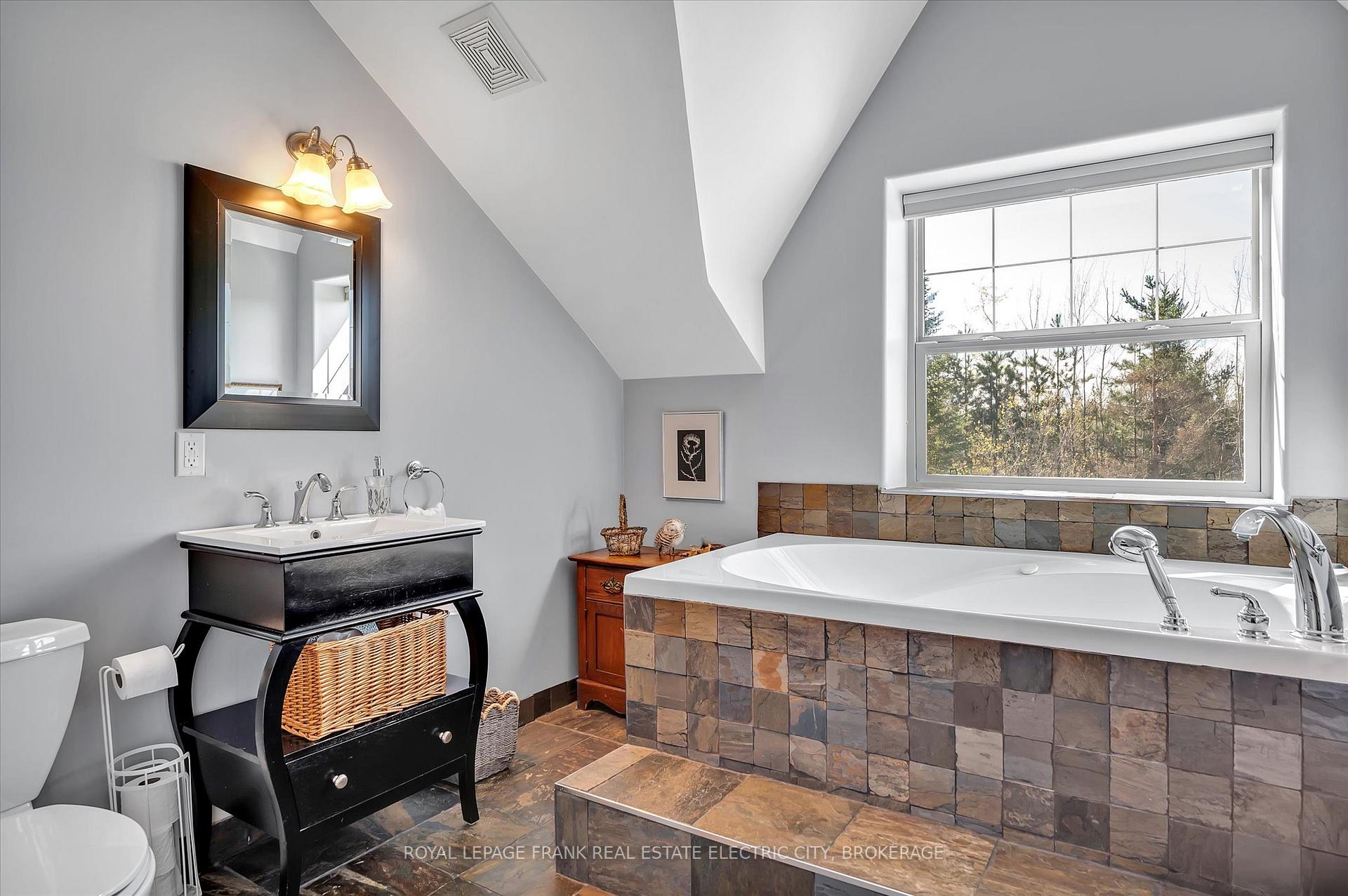 Photo 26 of 369 Douglas Road, Douro-Dummer — HOMEH